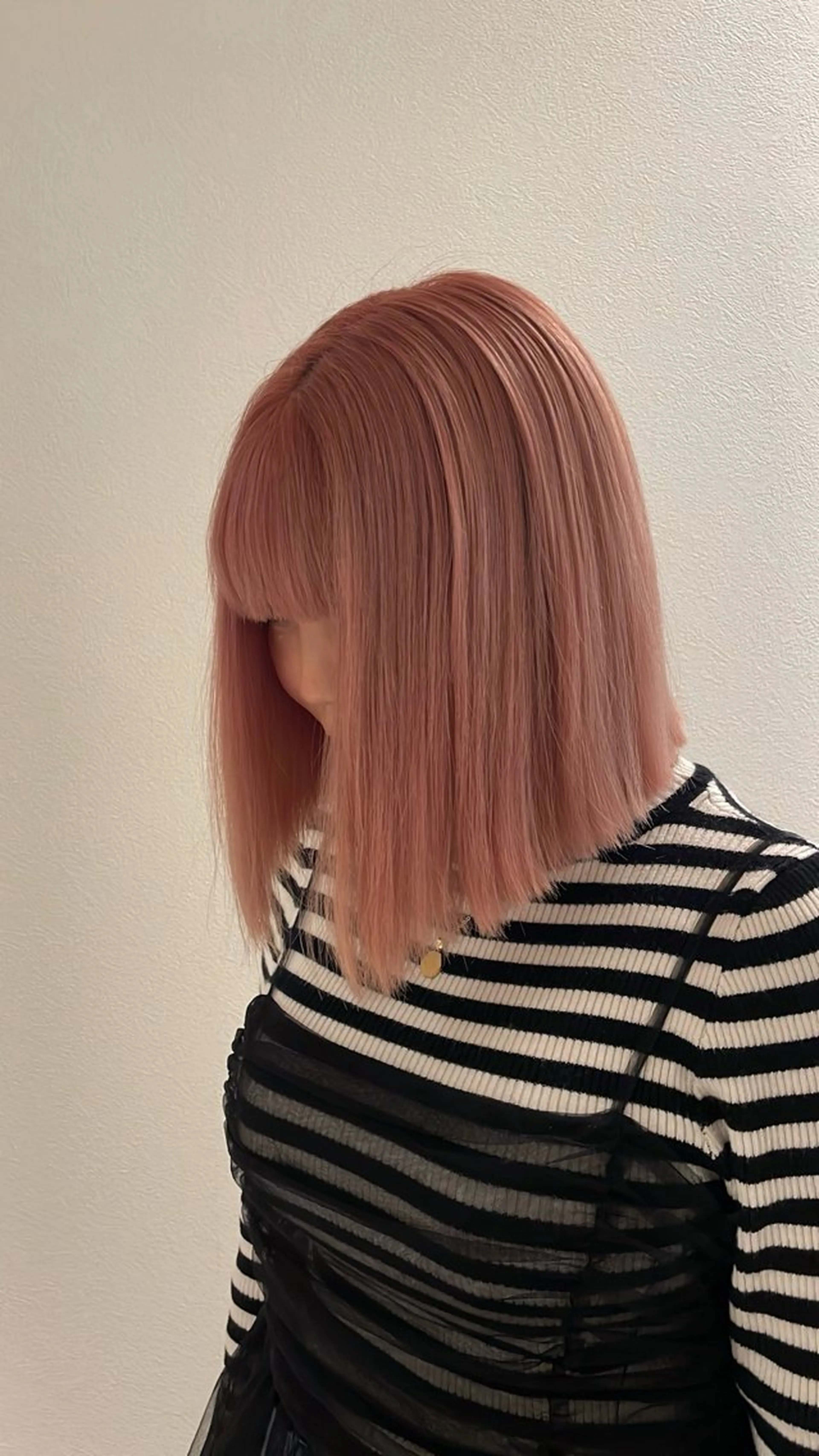 ショート カラー ブリーチ/髪質改善/ ハイトーン/暖色のヘアスタイル