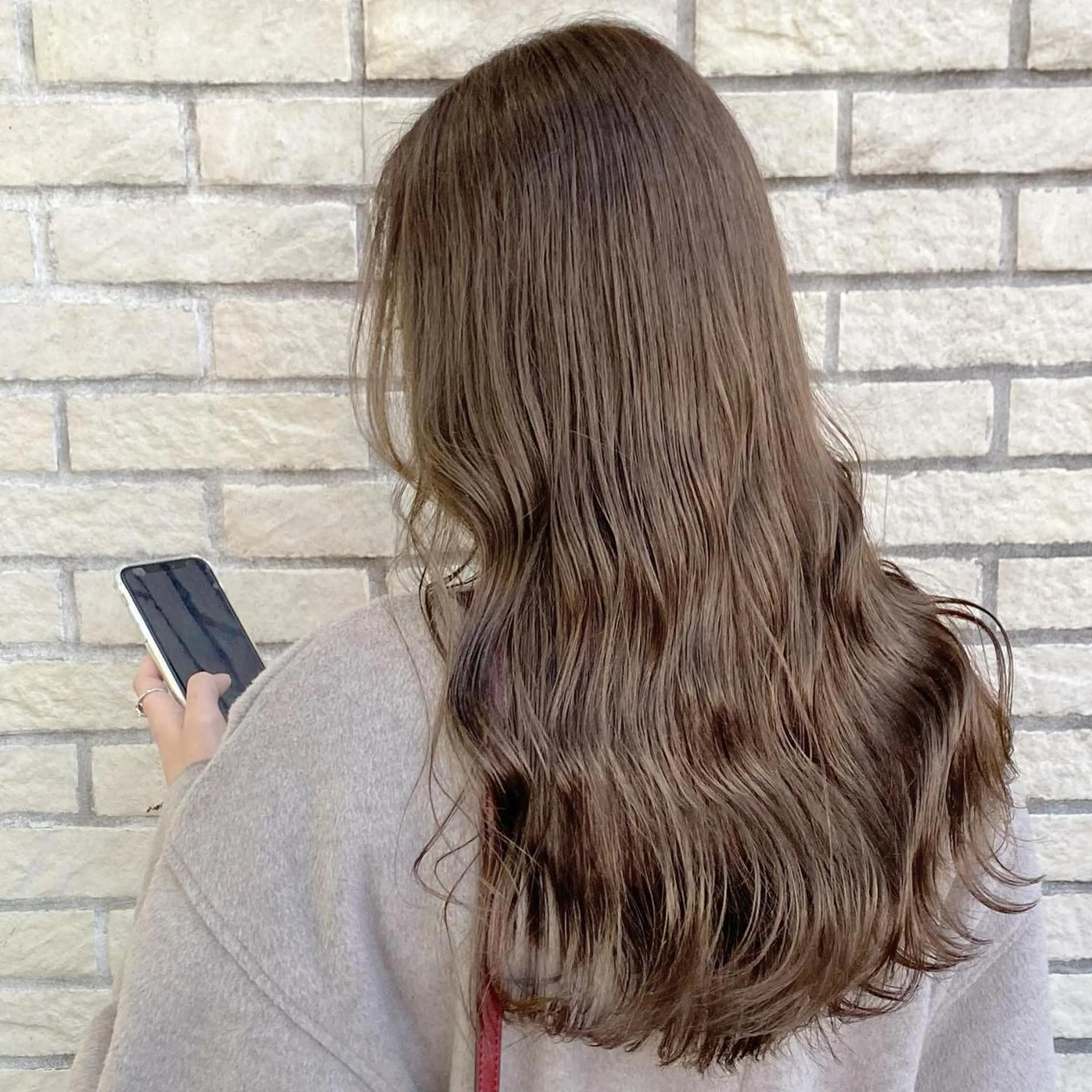 カラー ベージュカラー ブリーチ ブラウンカラー ココアブラウン ココアグレージュ エリアマネージャー 復活の大澤竜馬のヘアスタイル