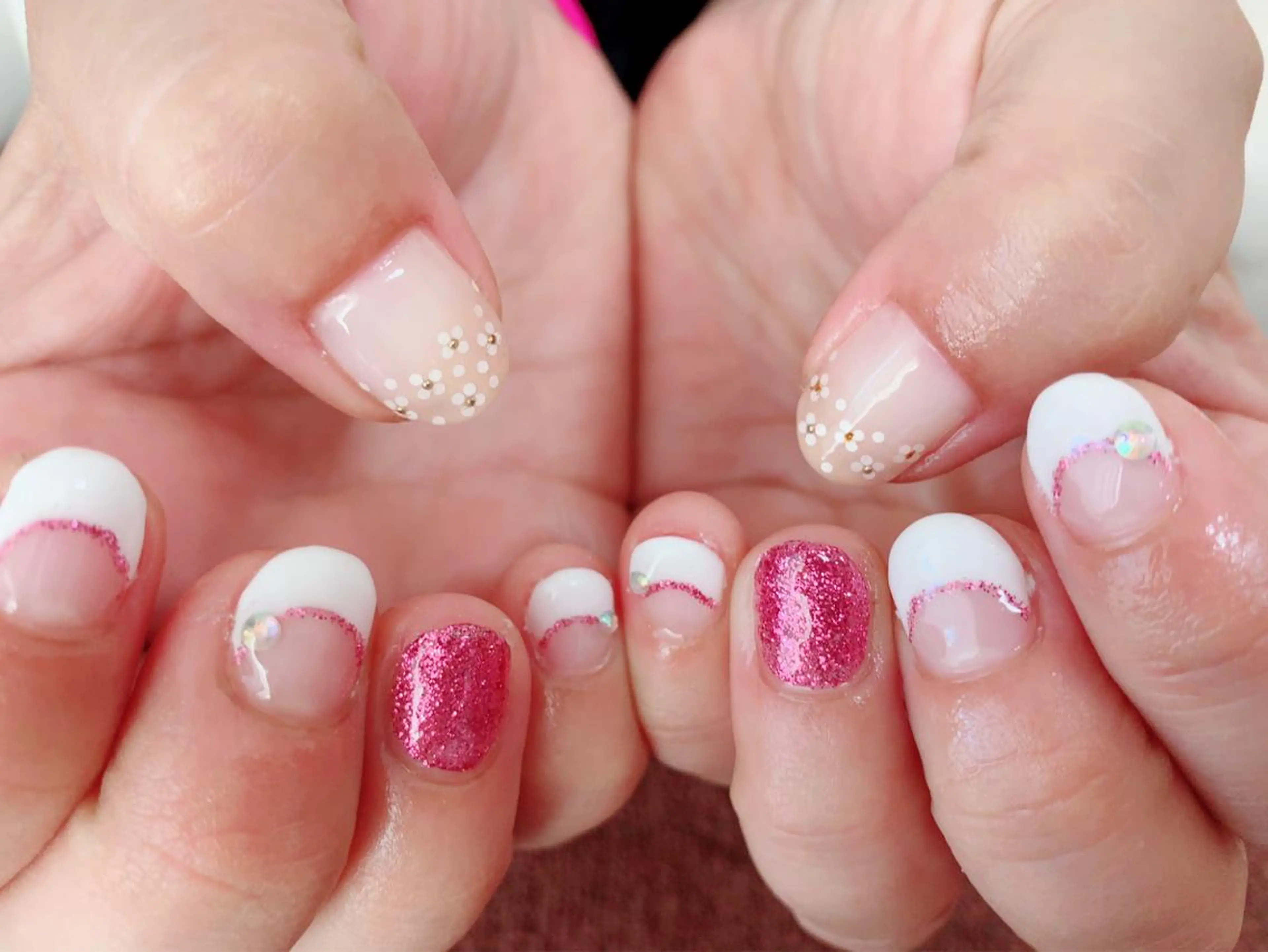 ネイル DRESS (ドレス)のマツエク・マツパデザイン