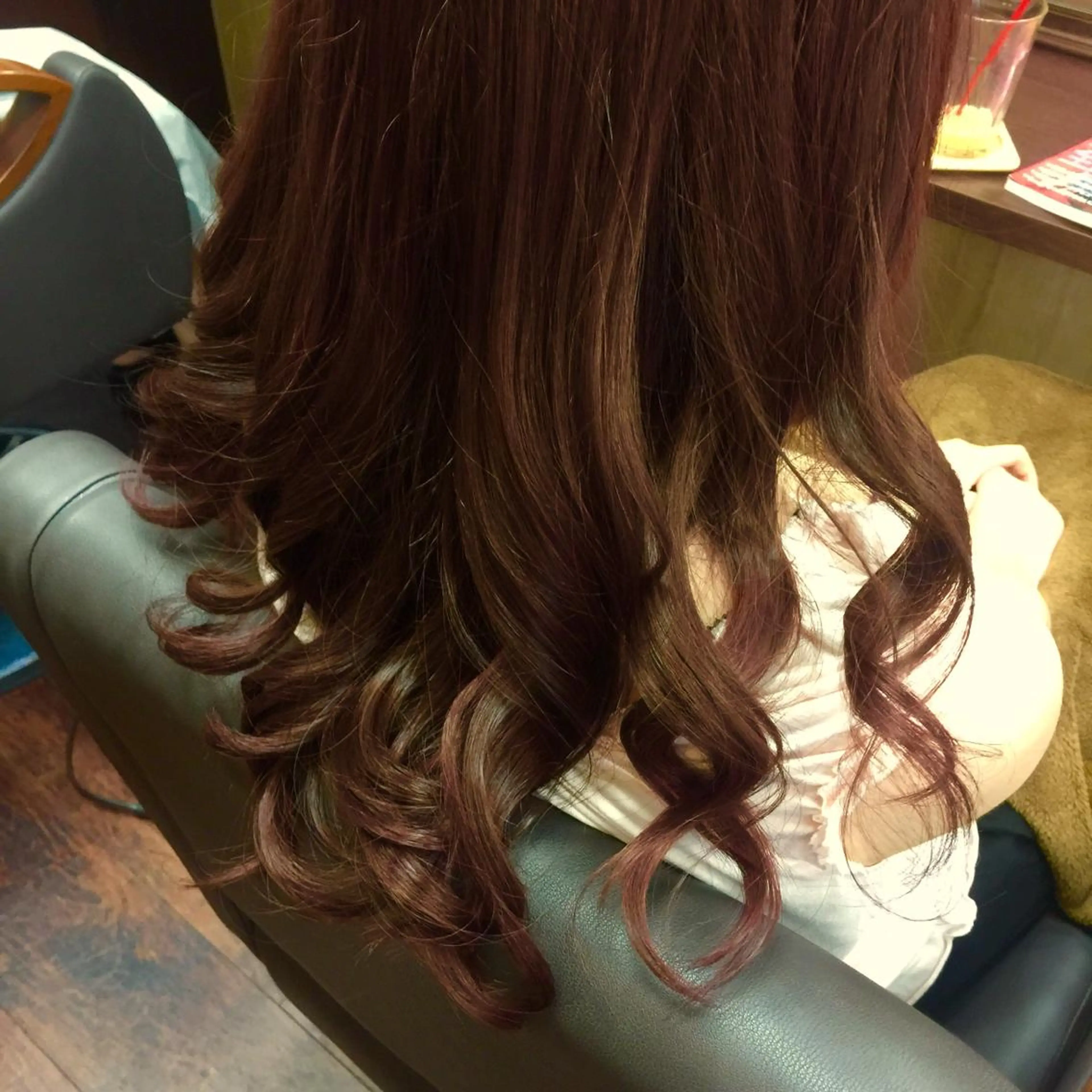 ロング カラー アッシュ ボルドーカラー オレンジ ピンクカラー バイオレットカラー POSH新宿所属・宇都 壮介のヘアスタイル