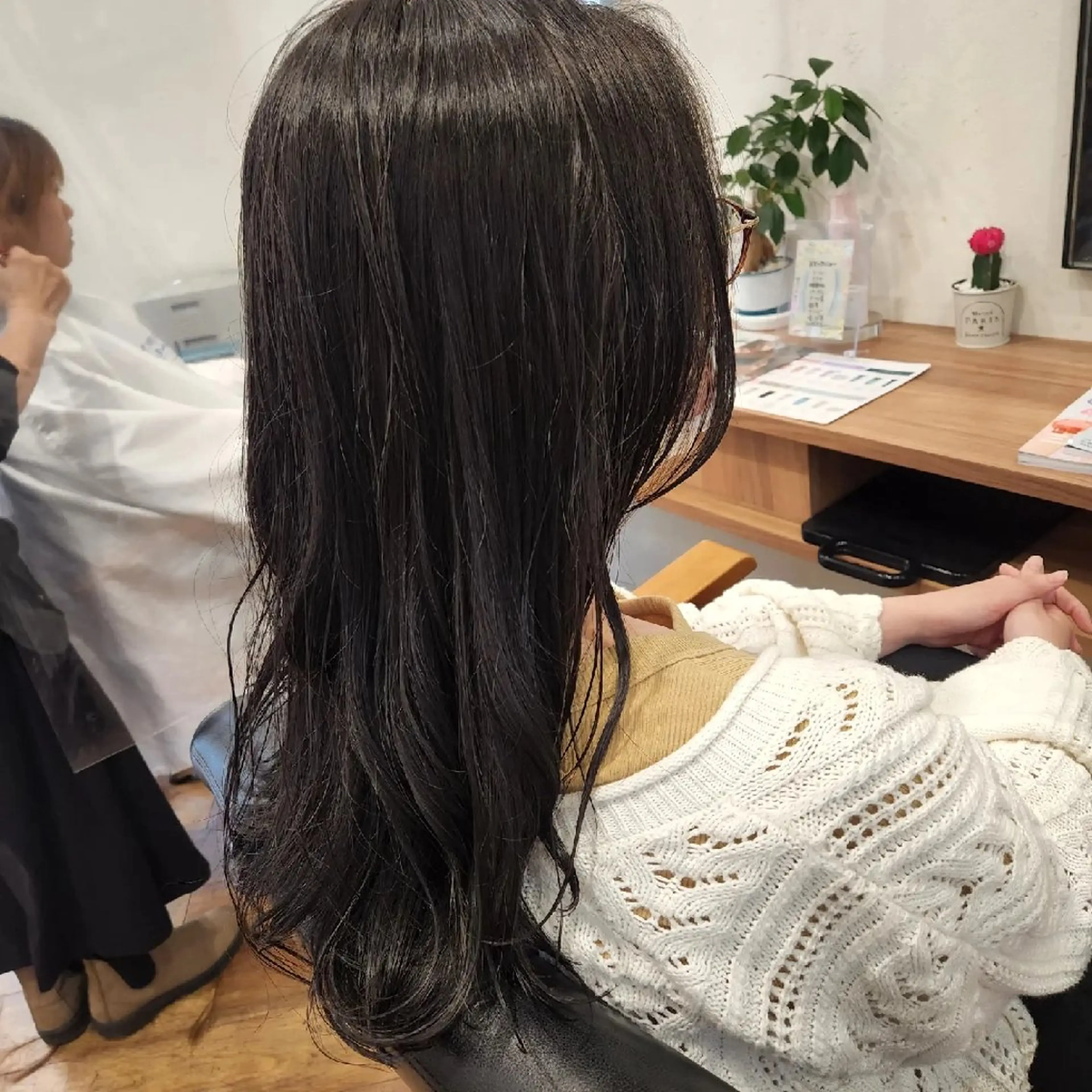 ロング 美容しょうへいの店 四郎丸店所属・小宮山 裕理のヘアスタイル