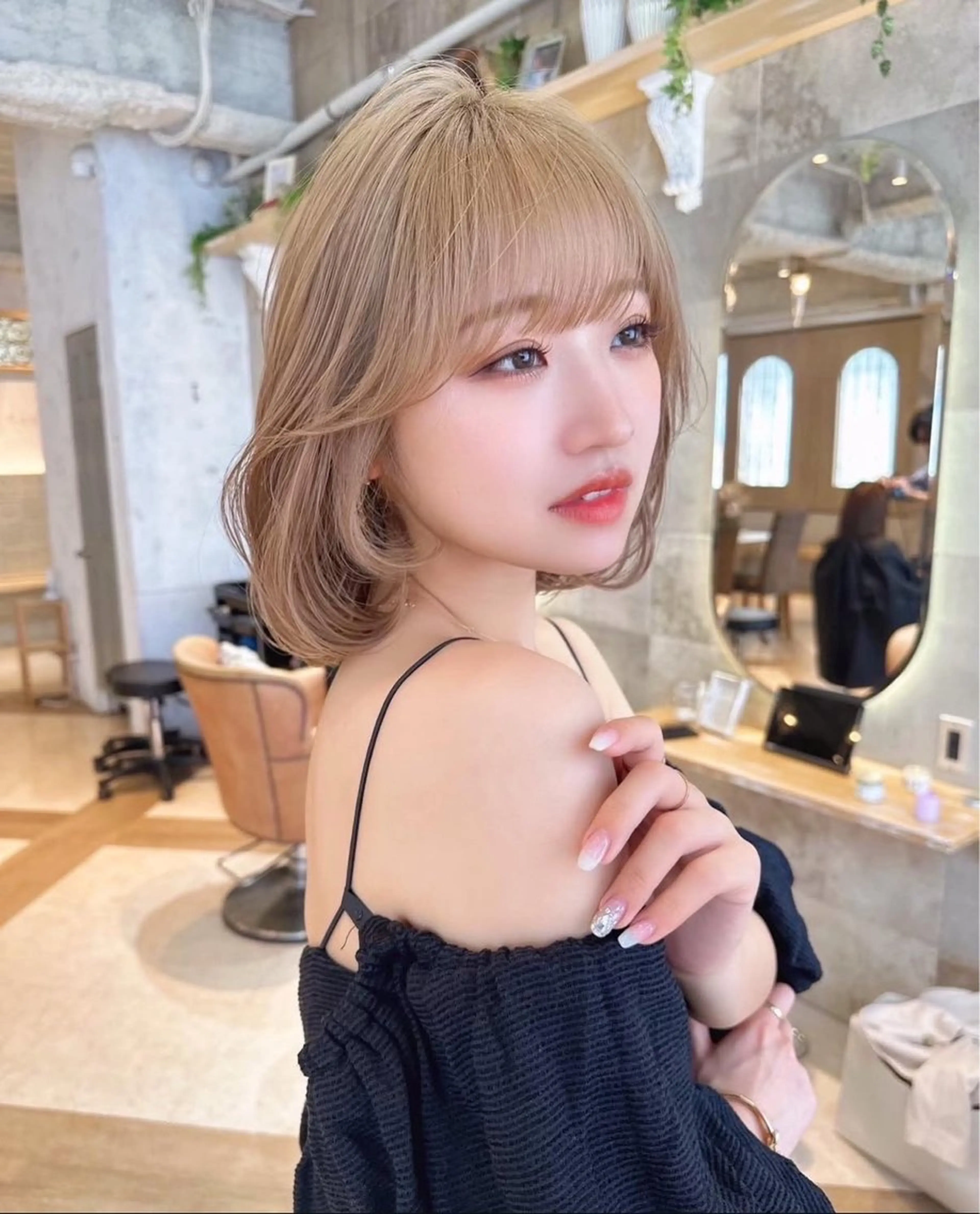 全頭ブリーチ➕透明感カラー➕1stepトリートメントの写真