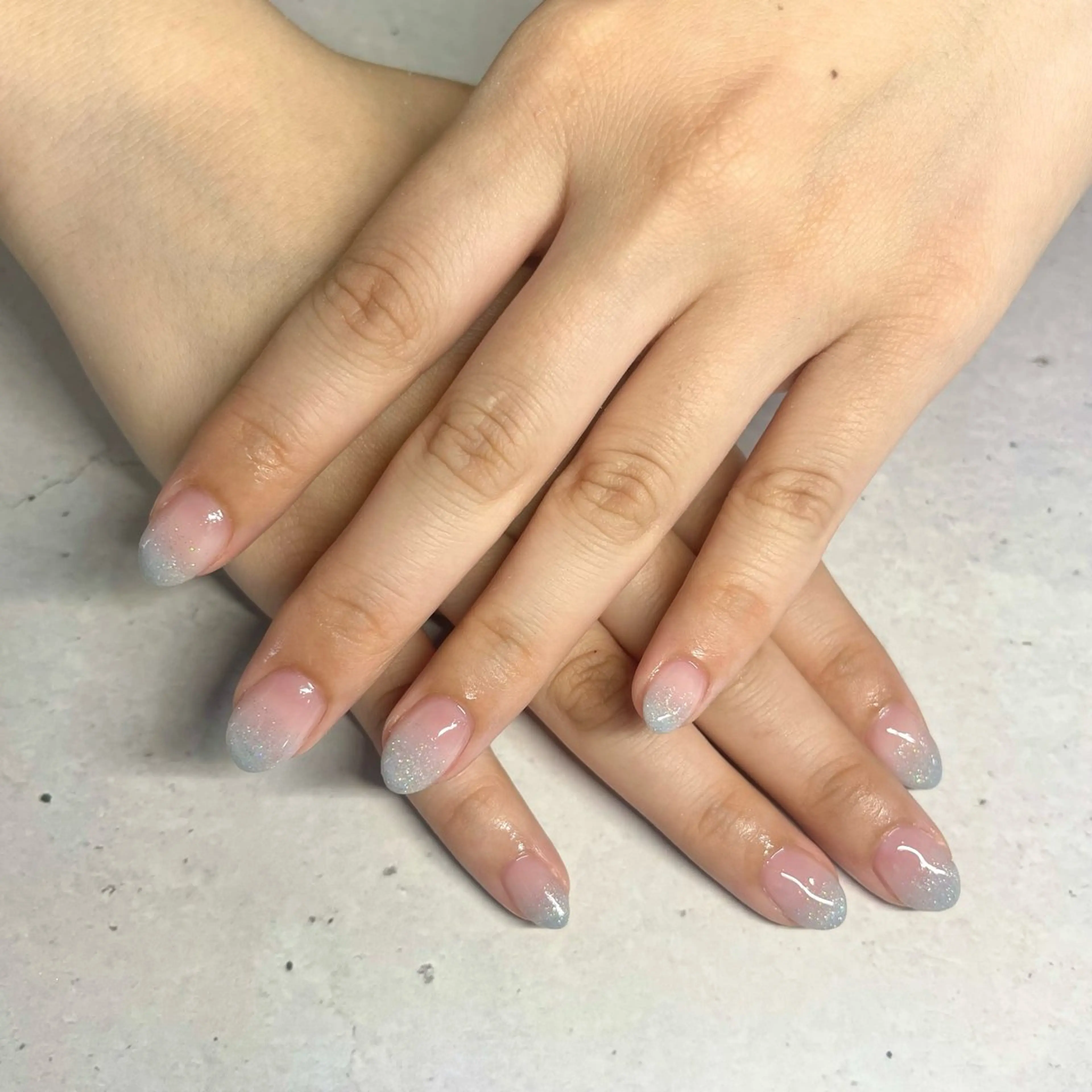 ネイル グラデーション ラメ(グリッター) ラメグラデーション 石松 姫花のネイルデザイン