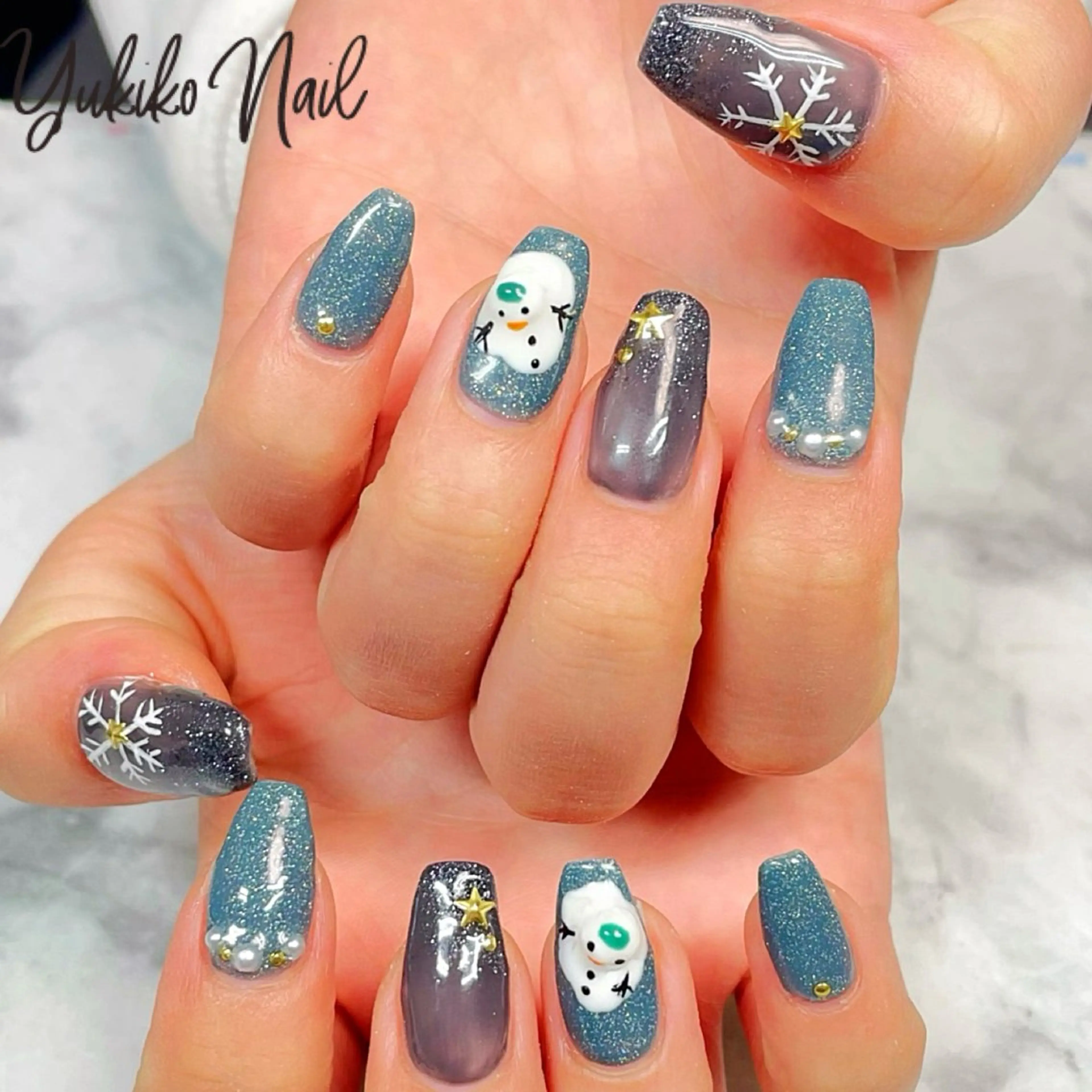 ネイル ネイビー 冬ネイル ハンドネイル ユキコ ネイルのネイルデザイン
