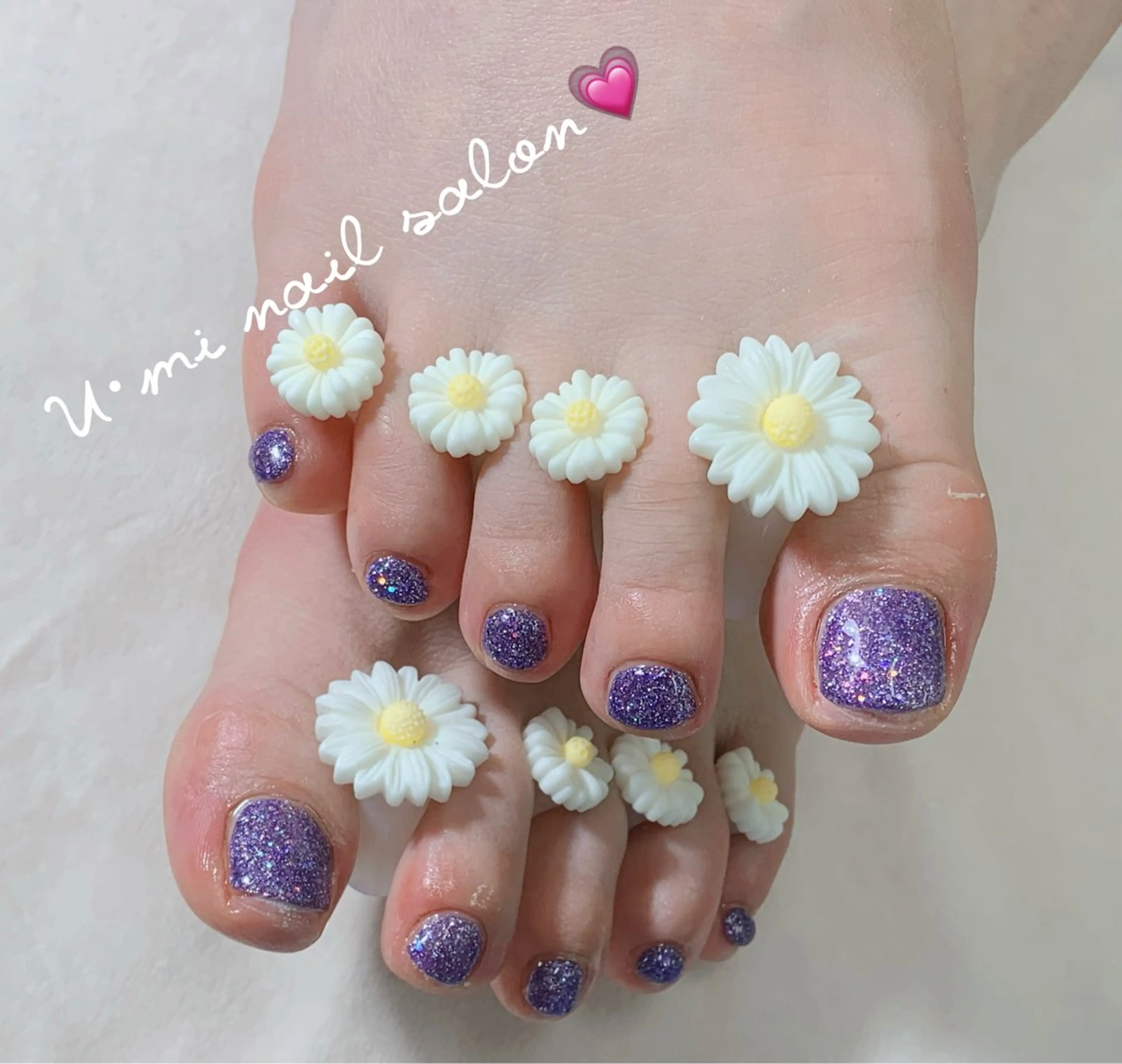 ネイル フットネイル ワンカラーネイル フットネイル U·Mi nail salon所属・U·Mi 上野御徒町容のネイルデザイン