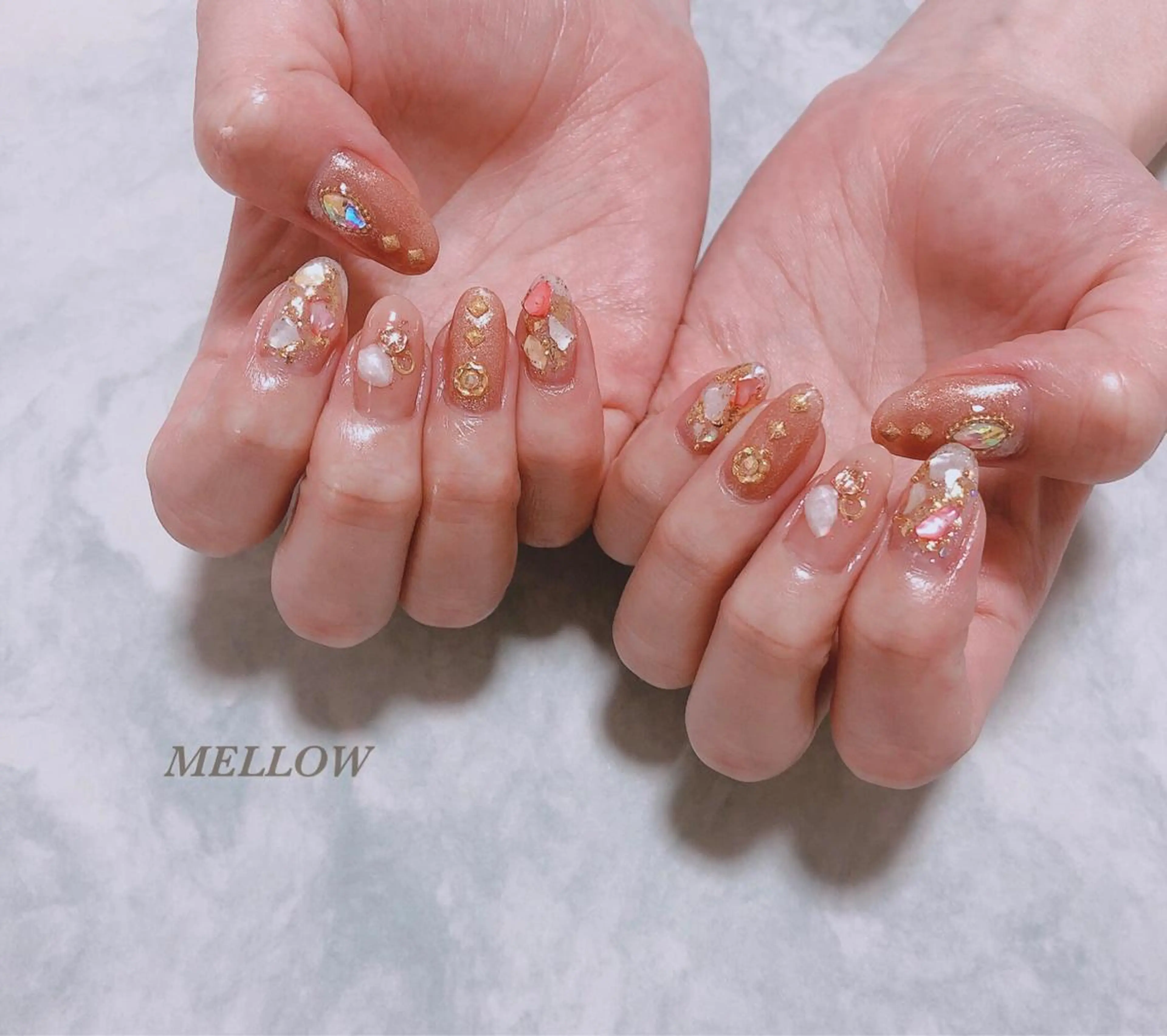 ネイル mayu 𓃠のネイルデザイン