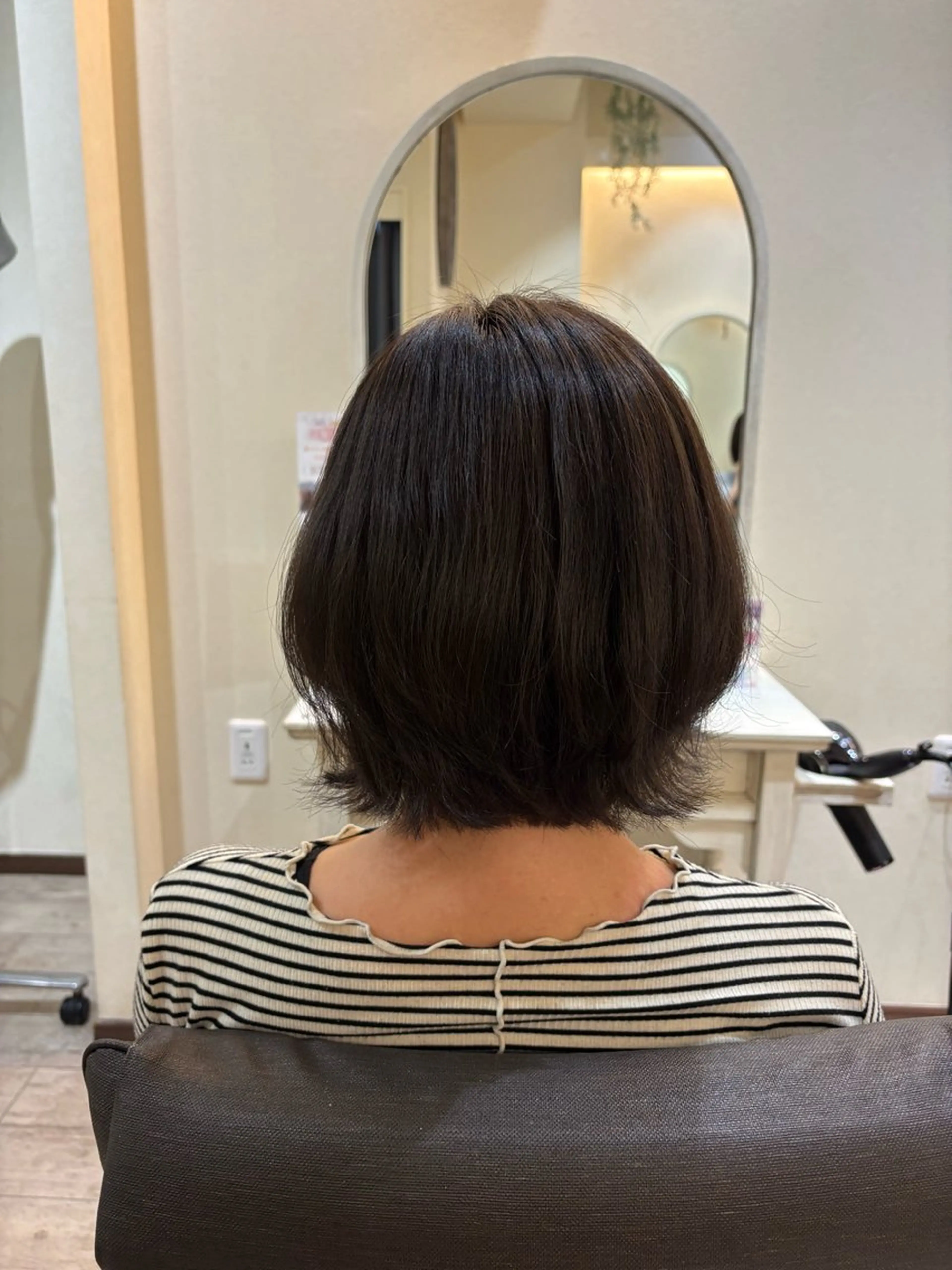 ショート カラー ボブレイヤー ボブ レイヤーカット 艶カラー/縮毛矯正/ レイヤー/栄/あやかのヘアスタイル