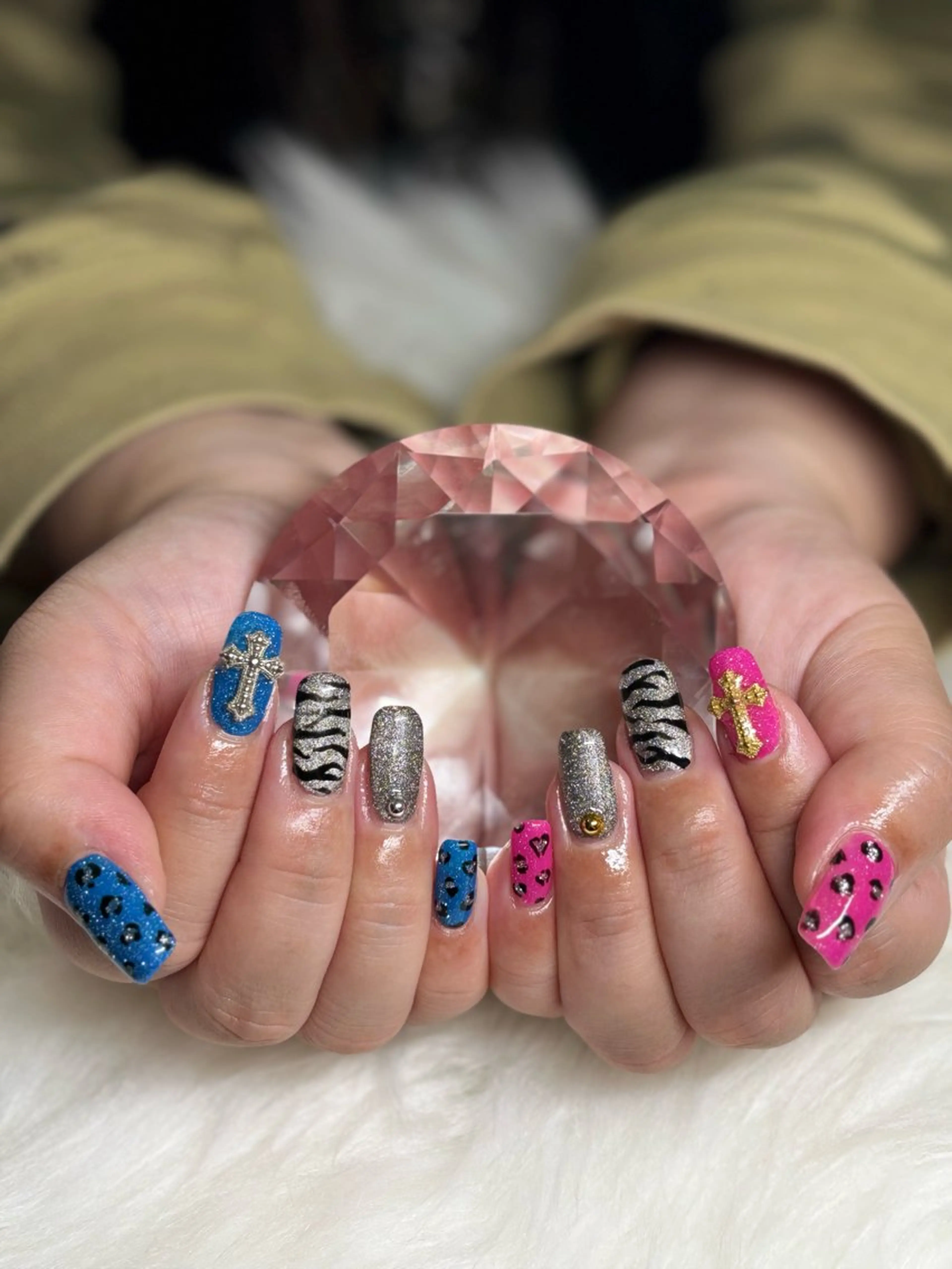 ネイル アニマル柄 ハンドネイル Re:am-リアム-所属・Re:am AYUのネイルデザイン