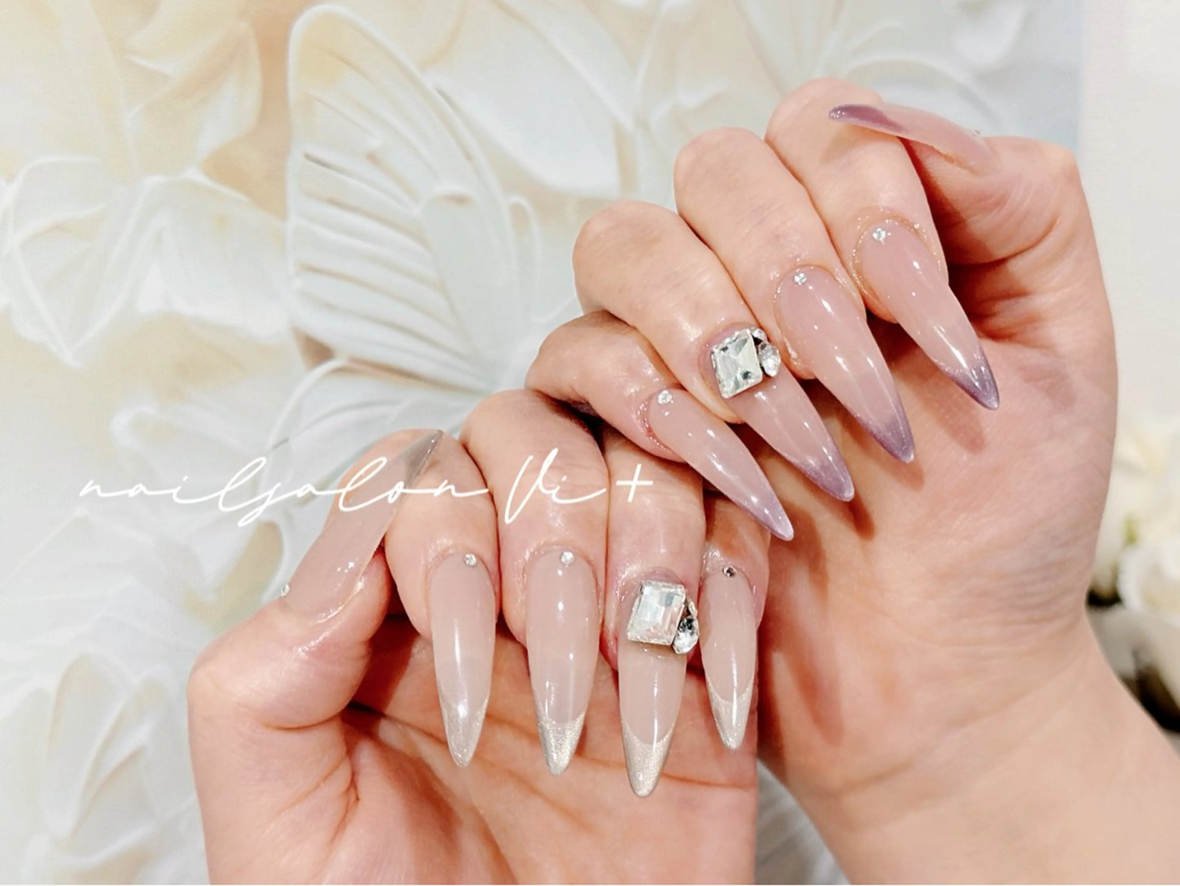 ネイル ハンドネイル ✨Nailsalon Vi+✨のネイルデザイン