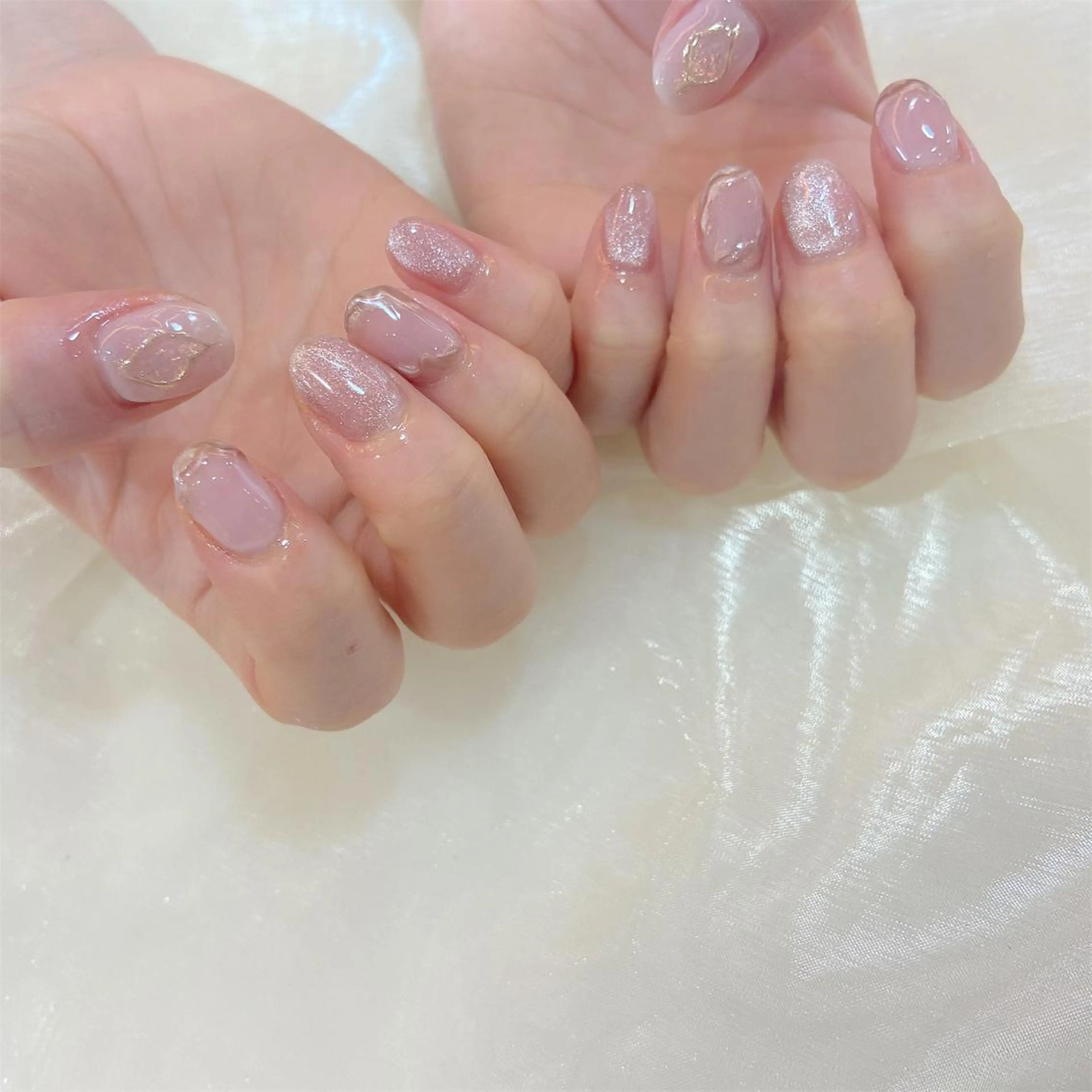 ネイル ガーリー ハンドネイル 𝕄𝕚𝕪𝕦🤍 自由が丘⌇パラジェルのネイルデザイン