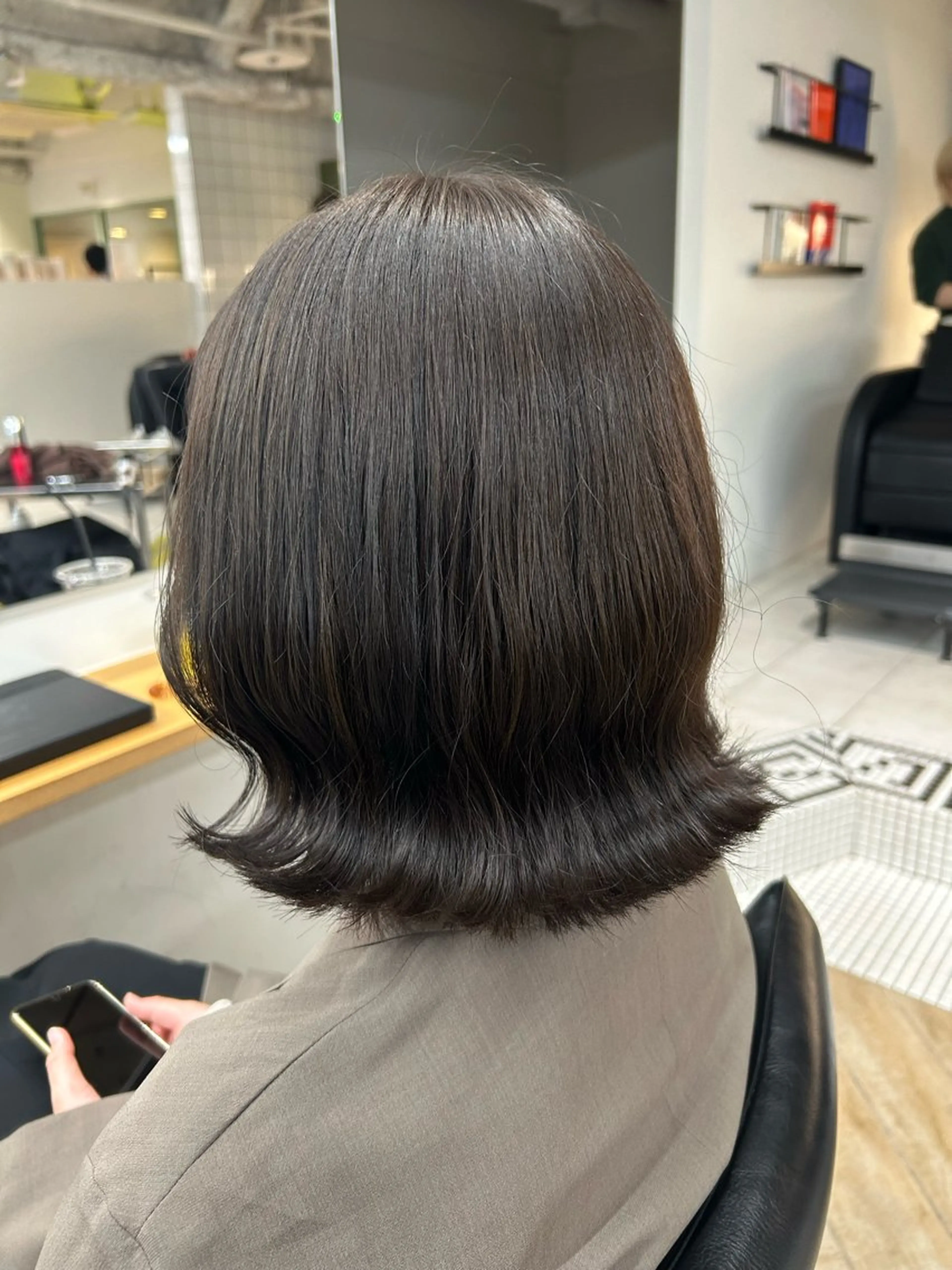 カラー ヘアカラー トリートメント ベージュ/ダブルカラ ー/新潟駅/青柳萌果のヘアスタイル