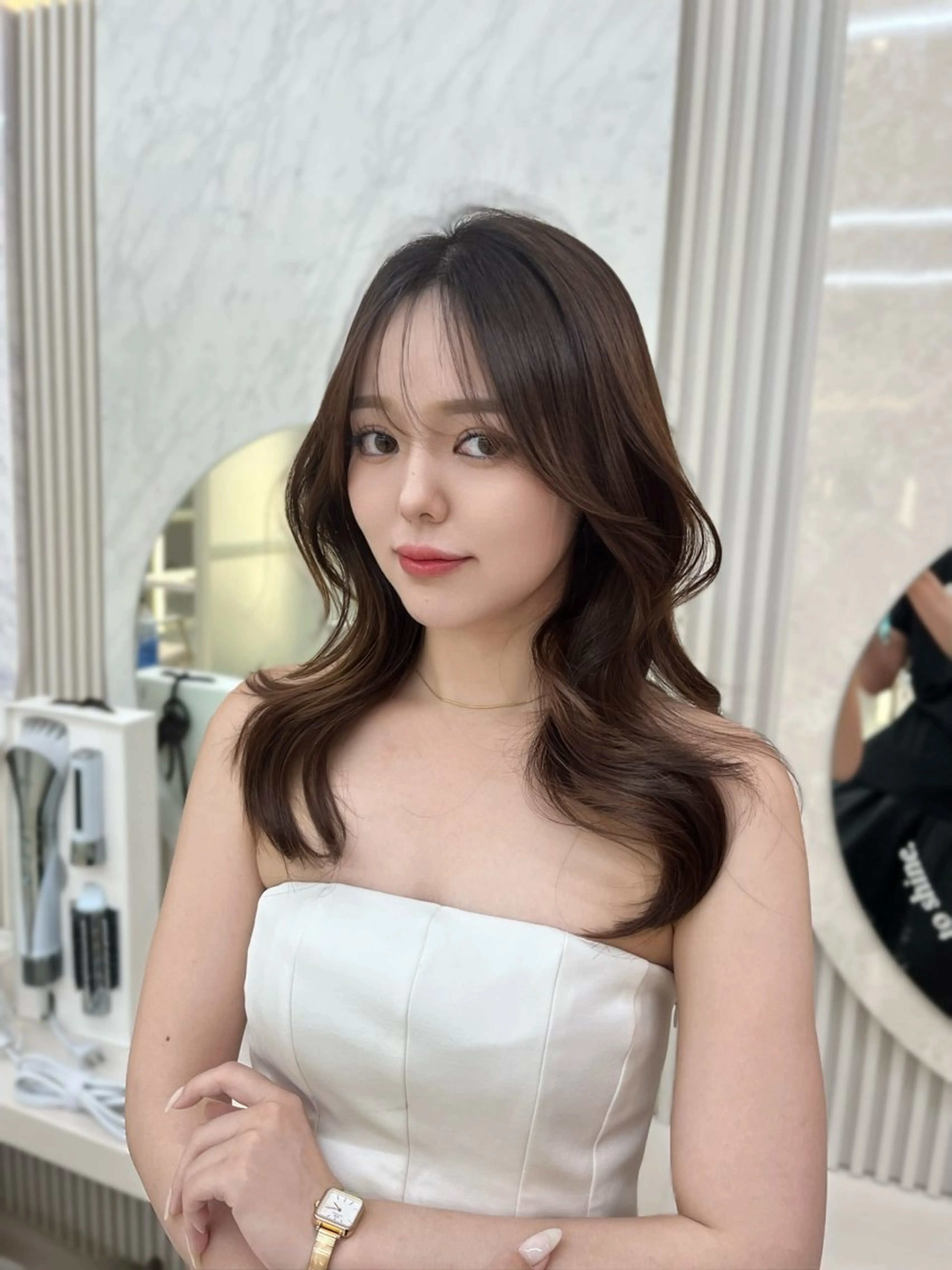 セミロング カラー 似合わせレイヤー/ 透明感カラーのヘアスタイル