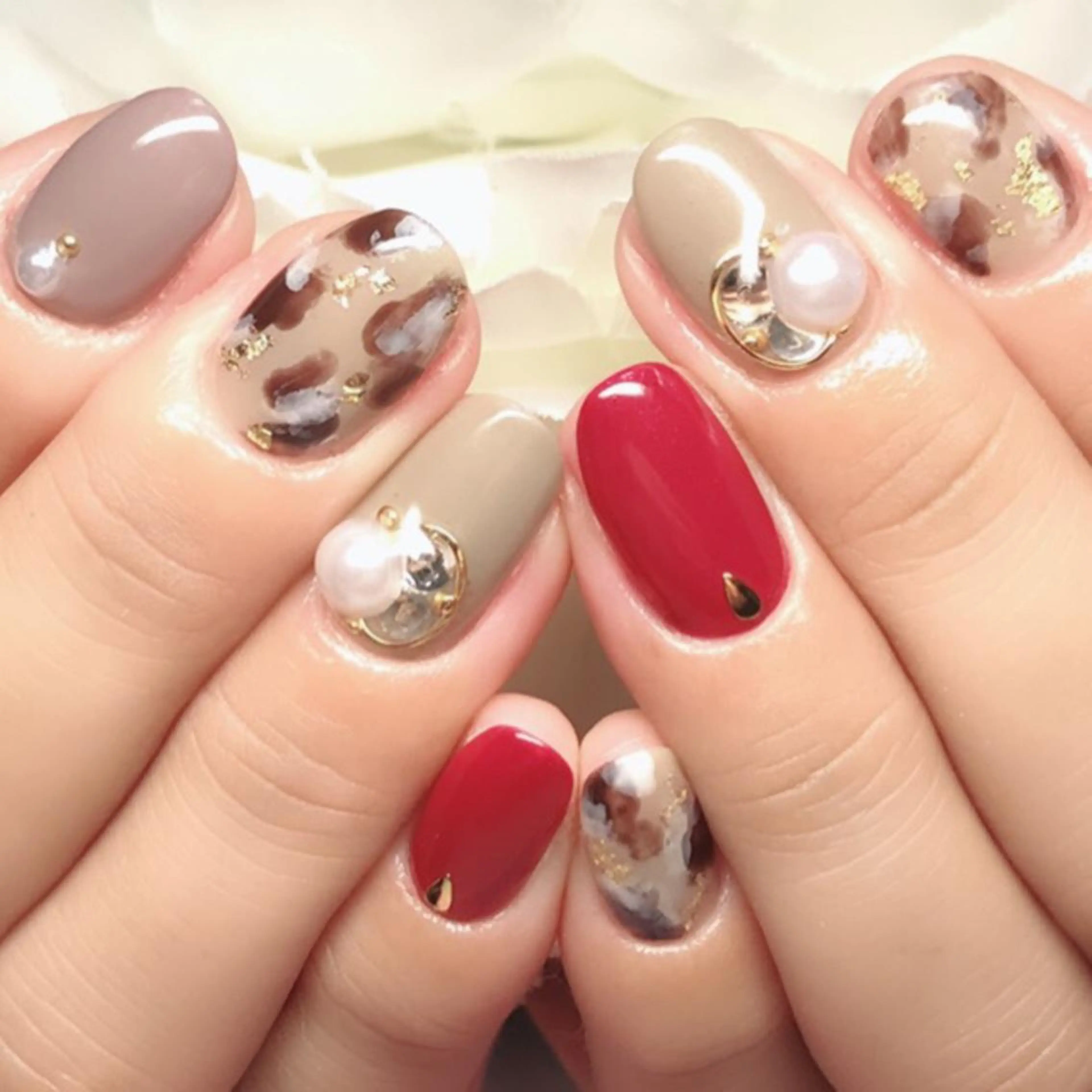 ネイル アニマル柄 アートネイル フレンチネイル グラデーション キラキラネイル Ｎail Ｓalon ertiのネイルデザイン