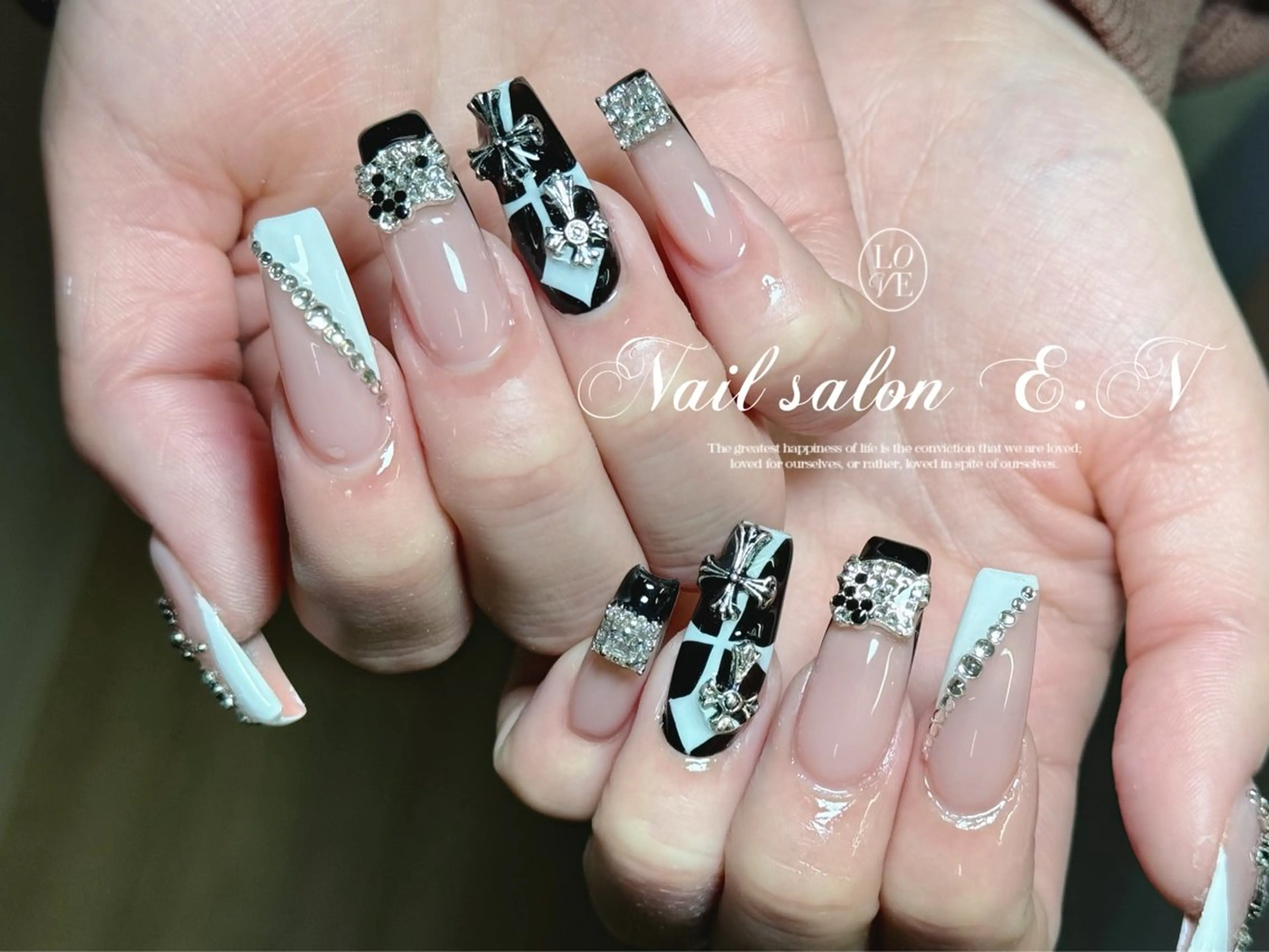 ネイル アートネイル オーロラネイル ブラウン クリアネイル フレンチネイル ハンドネイル E.N🦋 長さ出し/持ち込みのネイルデザイン