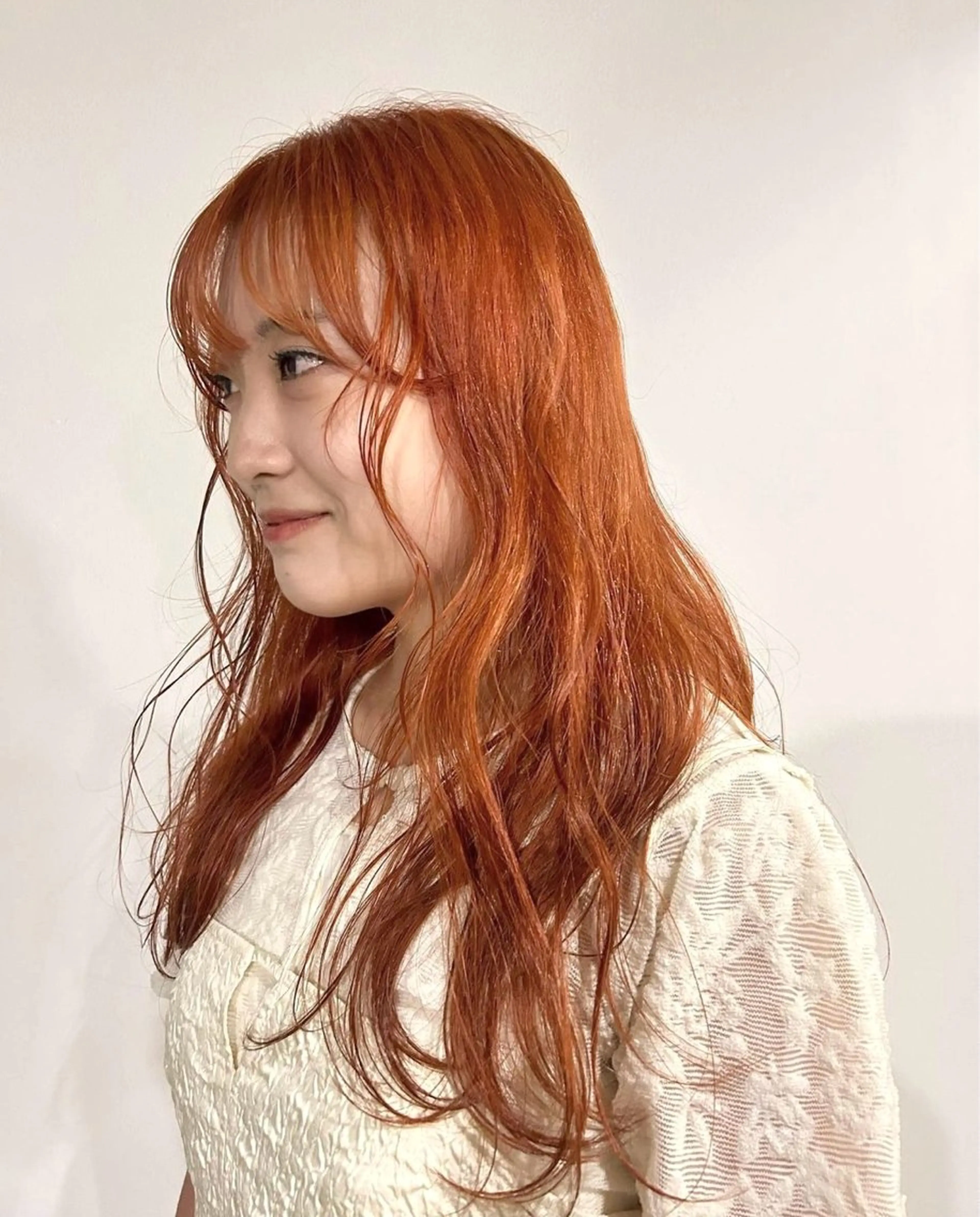 ロング カラー ヘアカラー トリートメント カットモデル/ ハイトーン/ゆうあのヘアスタイル