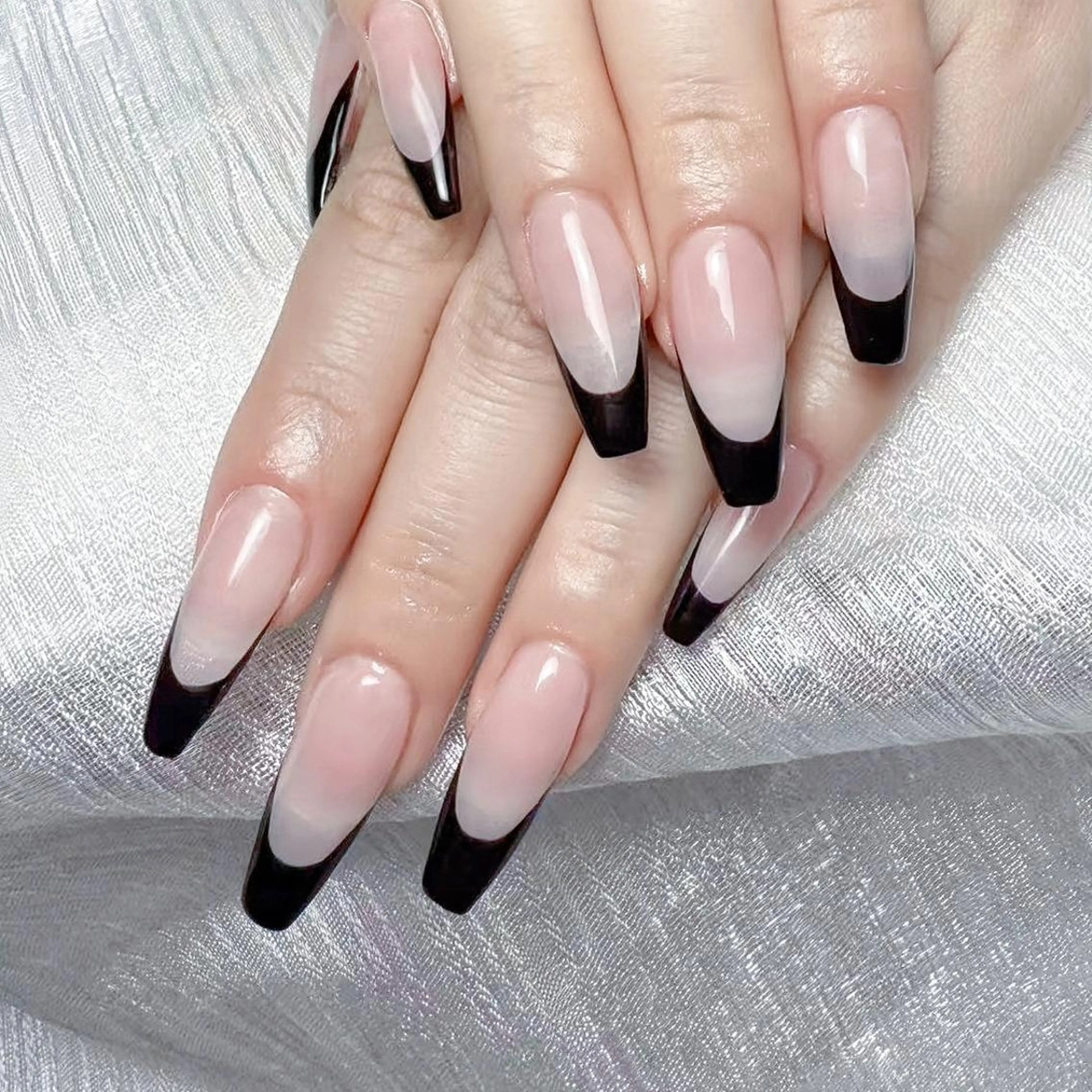 ネイル queens nailsalonのネイルデザイン