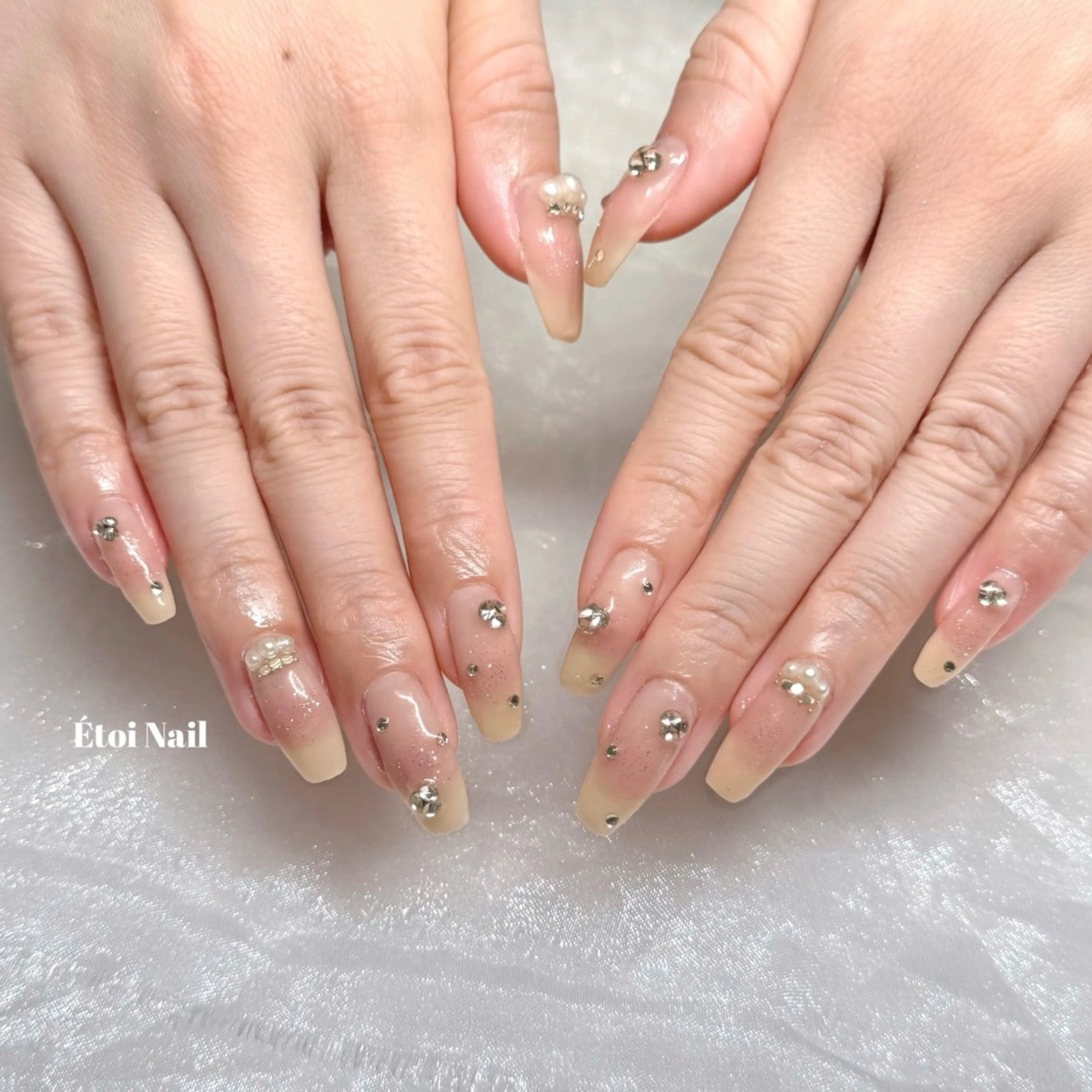 ネイル 持ち込み ハンドネイル Étoi Nail はるのネイルデザイン