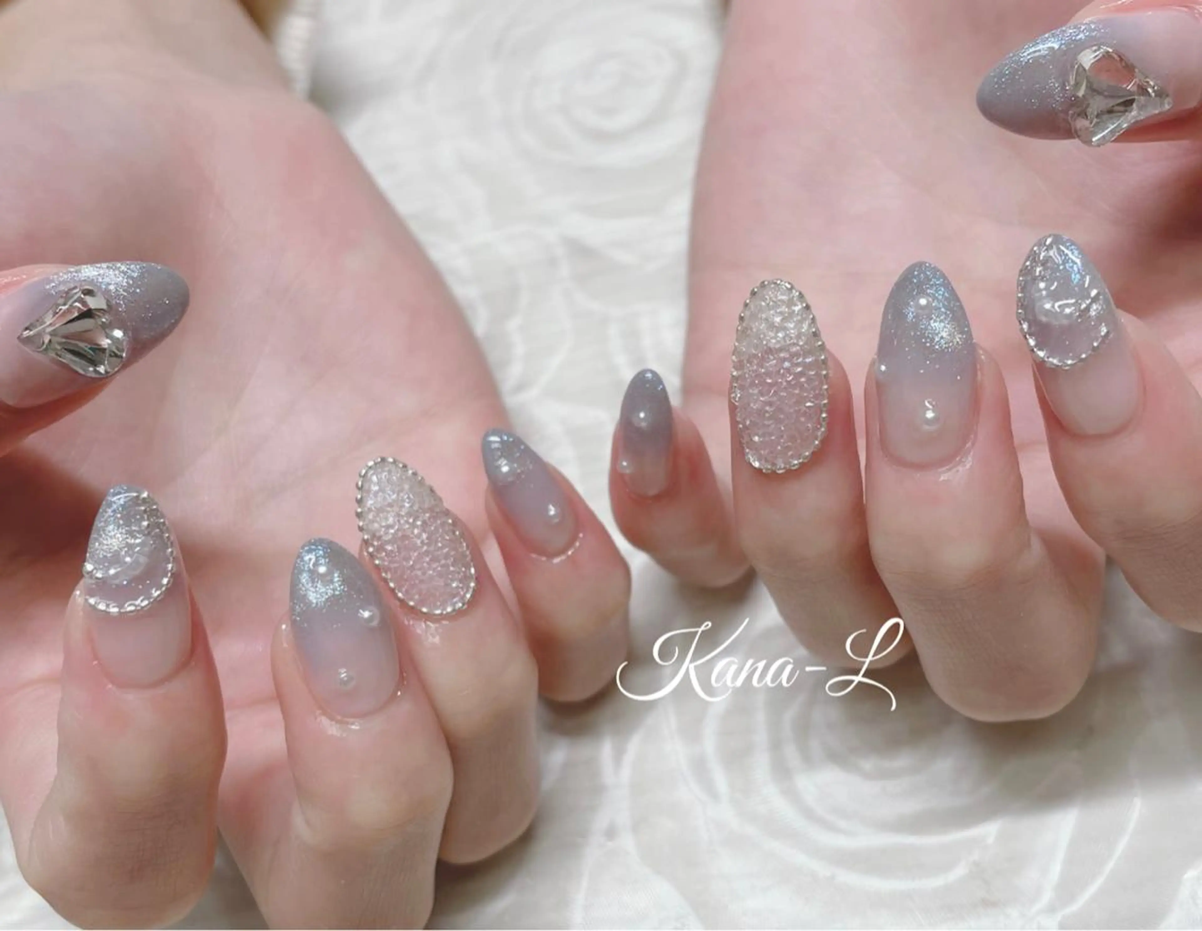 カラー ネイル グラデーションカラー ジェルネイル グラデーション キラキラネイル 韓国ネイル 芦辺 香奈のネイルデザイン