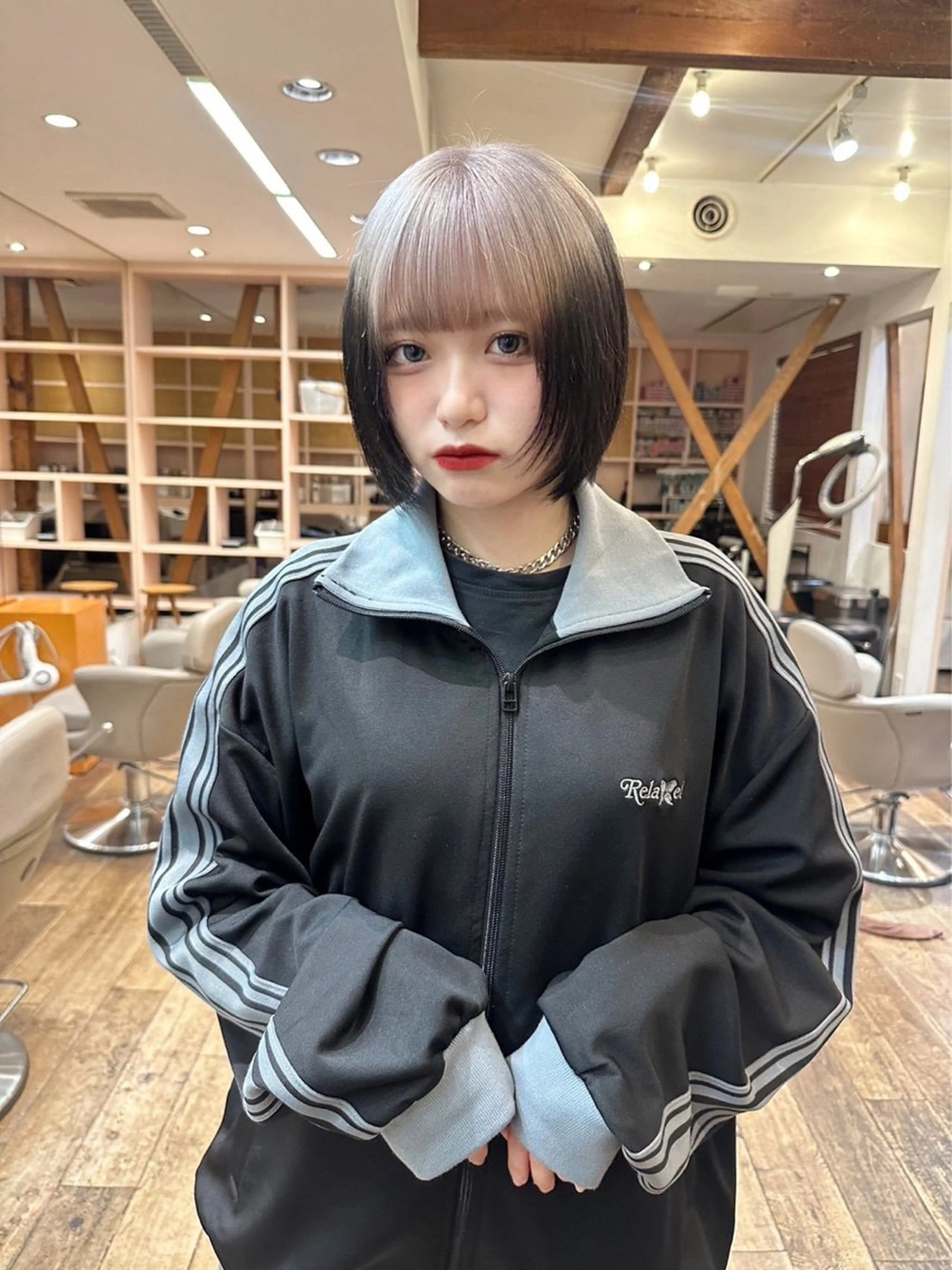 ショート ヘアカラー トリートメント Null 表参道所属・岩下昂世/ ハイトーン/デザインのヘアスタイル