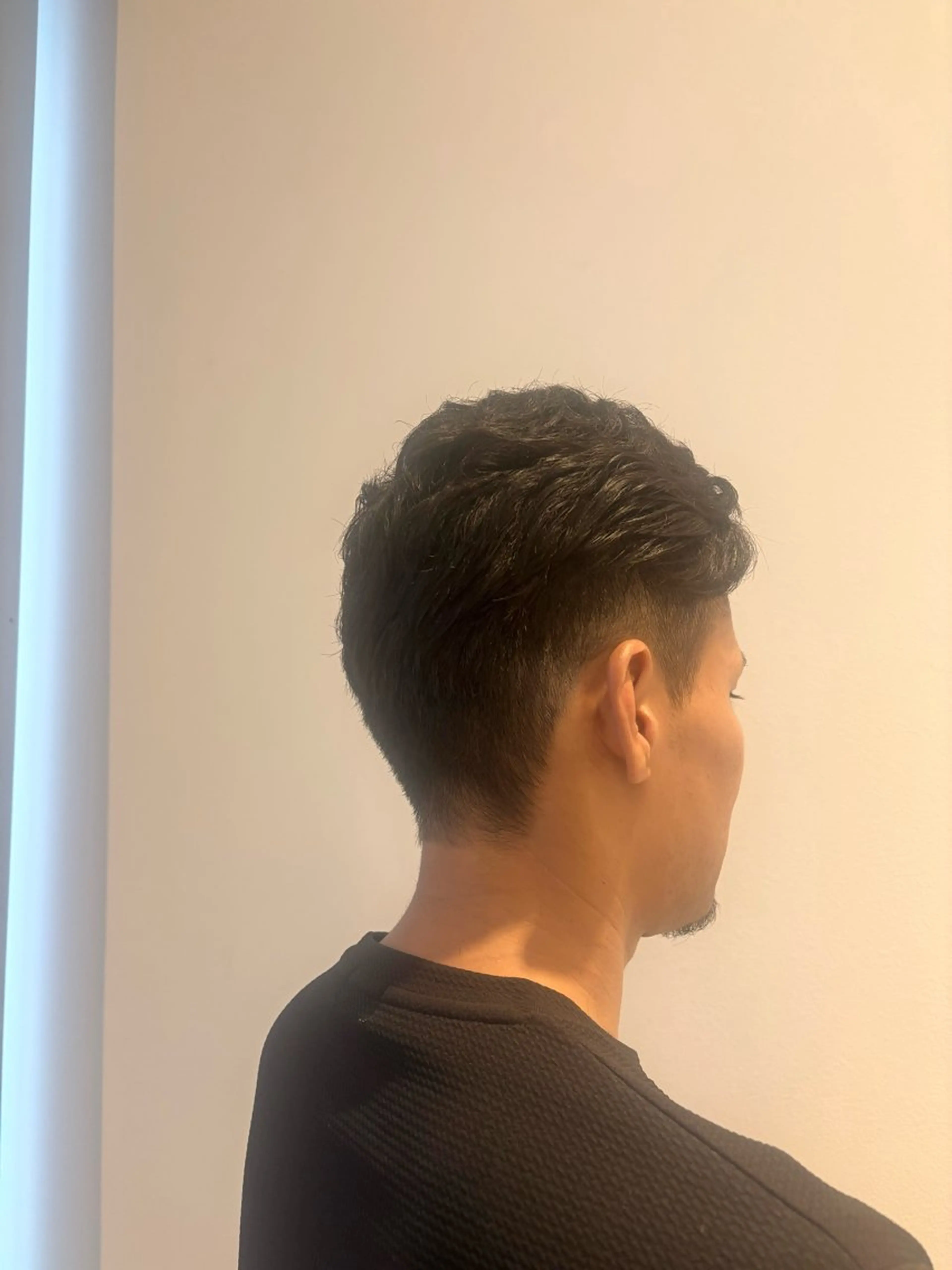 メンズ 刈り上げ カット 堀 ゆきみのヘアスタイル