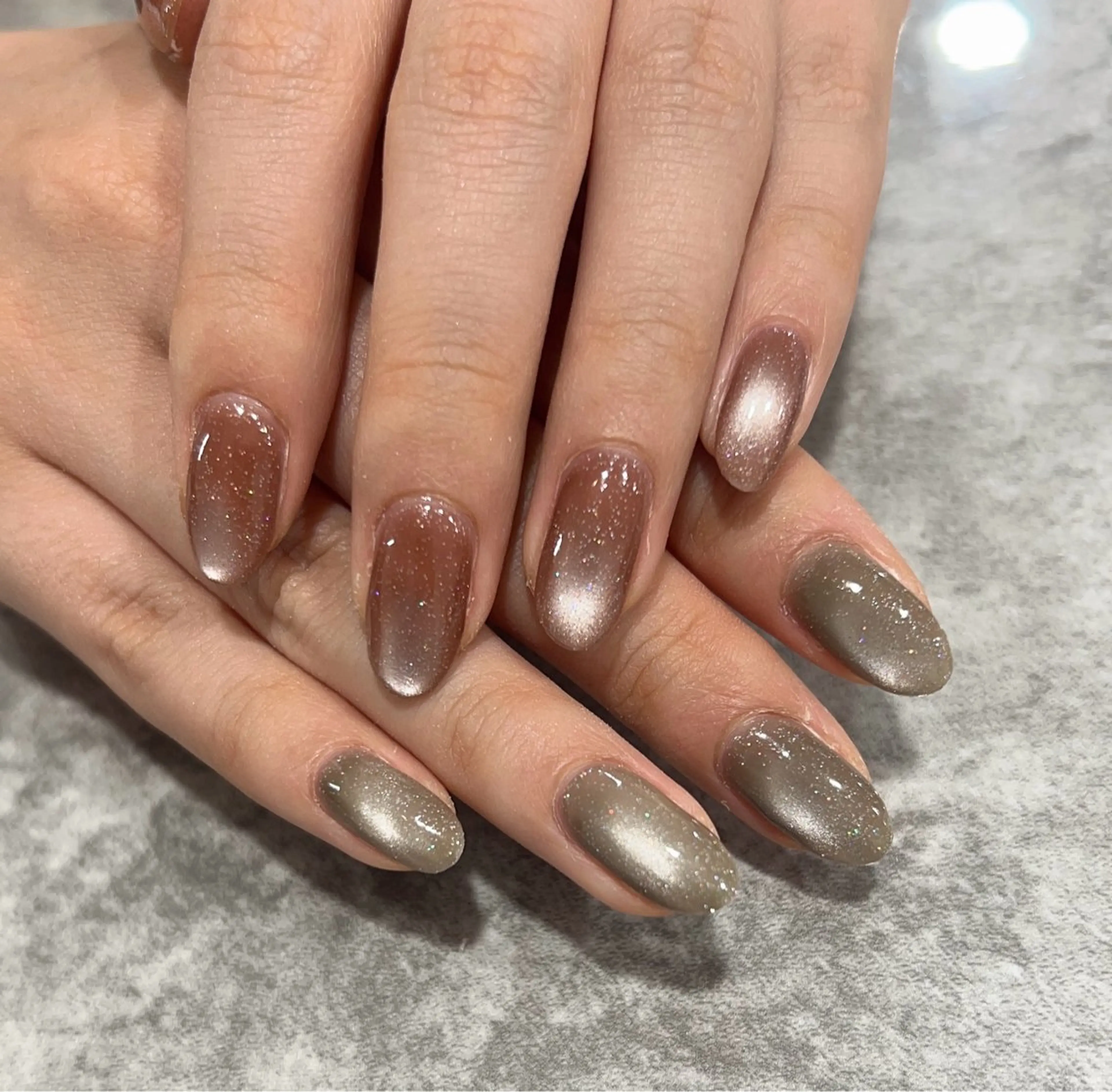 ネイル マグネットネイル NANA tiffinのネイルデザイン