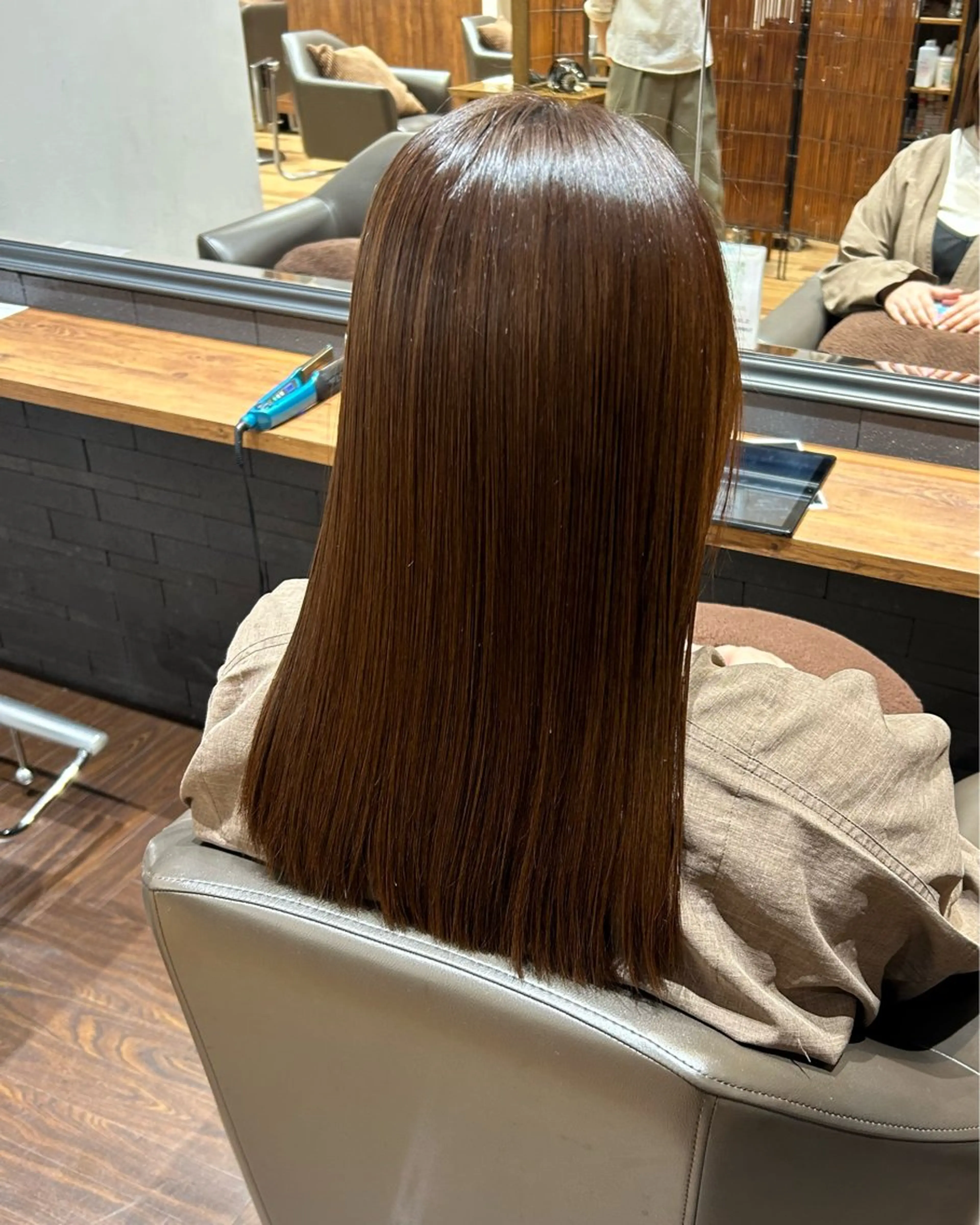 ロング 林 玲美のヘアスタイル
