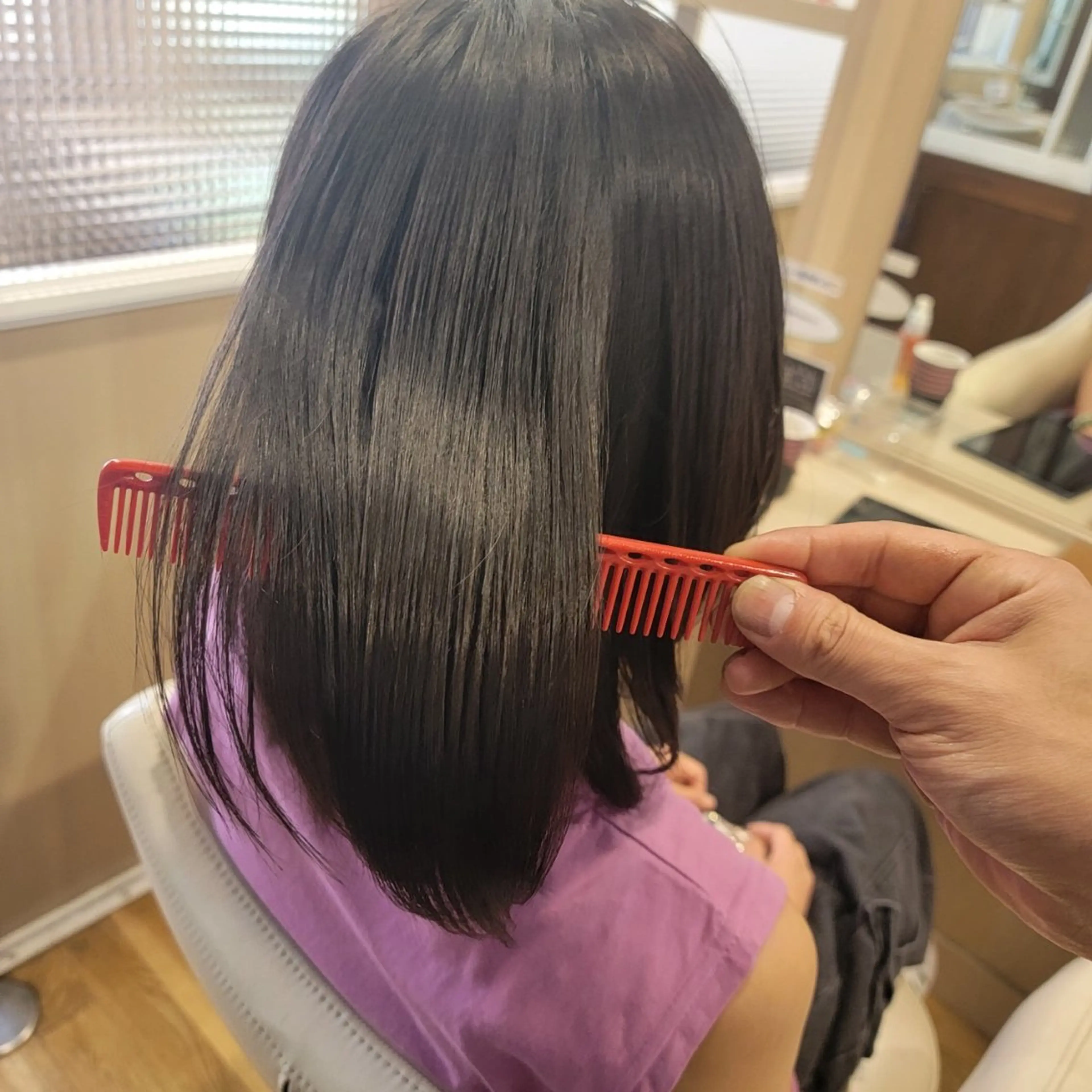 ロング カラー 鈴木 結のヘアスタイル