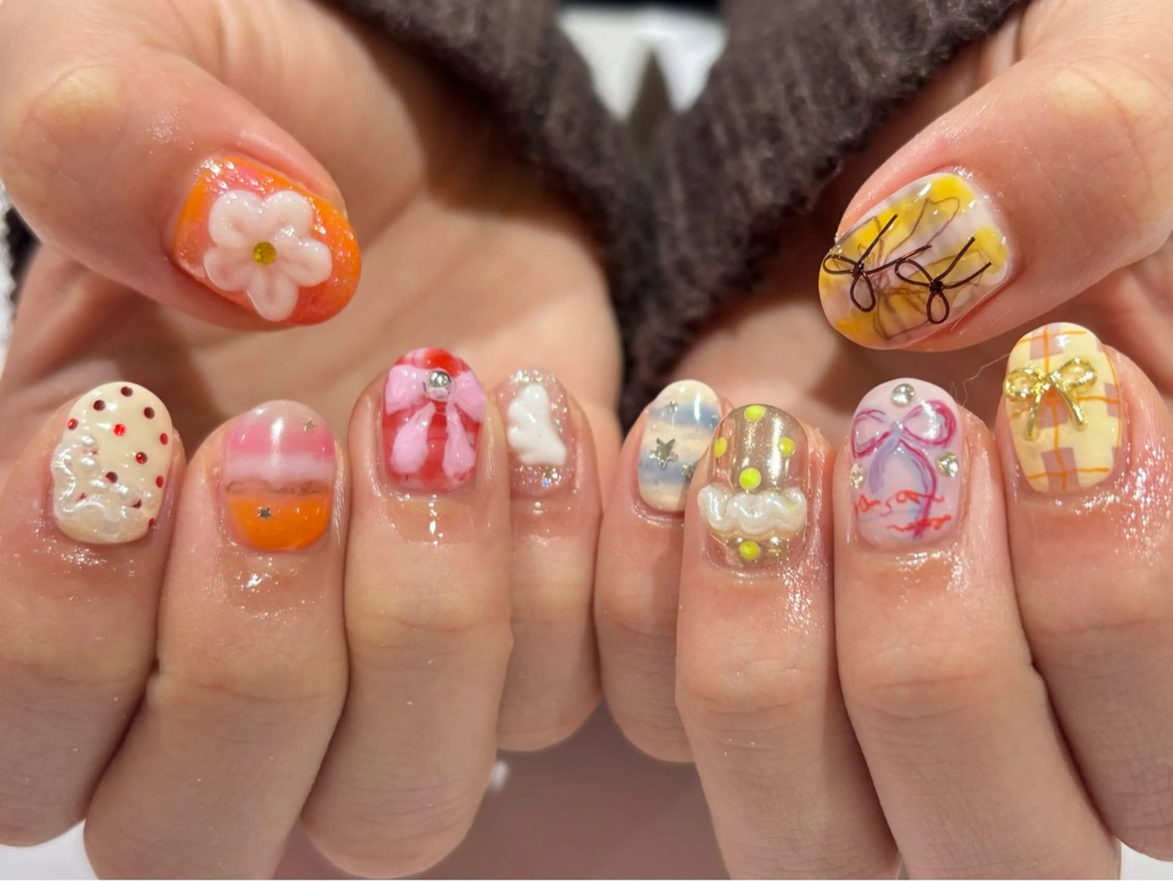 ネイル ハンドネイル 🤍 YUI 🤍のネイルデザイン