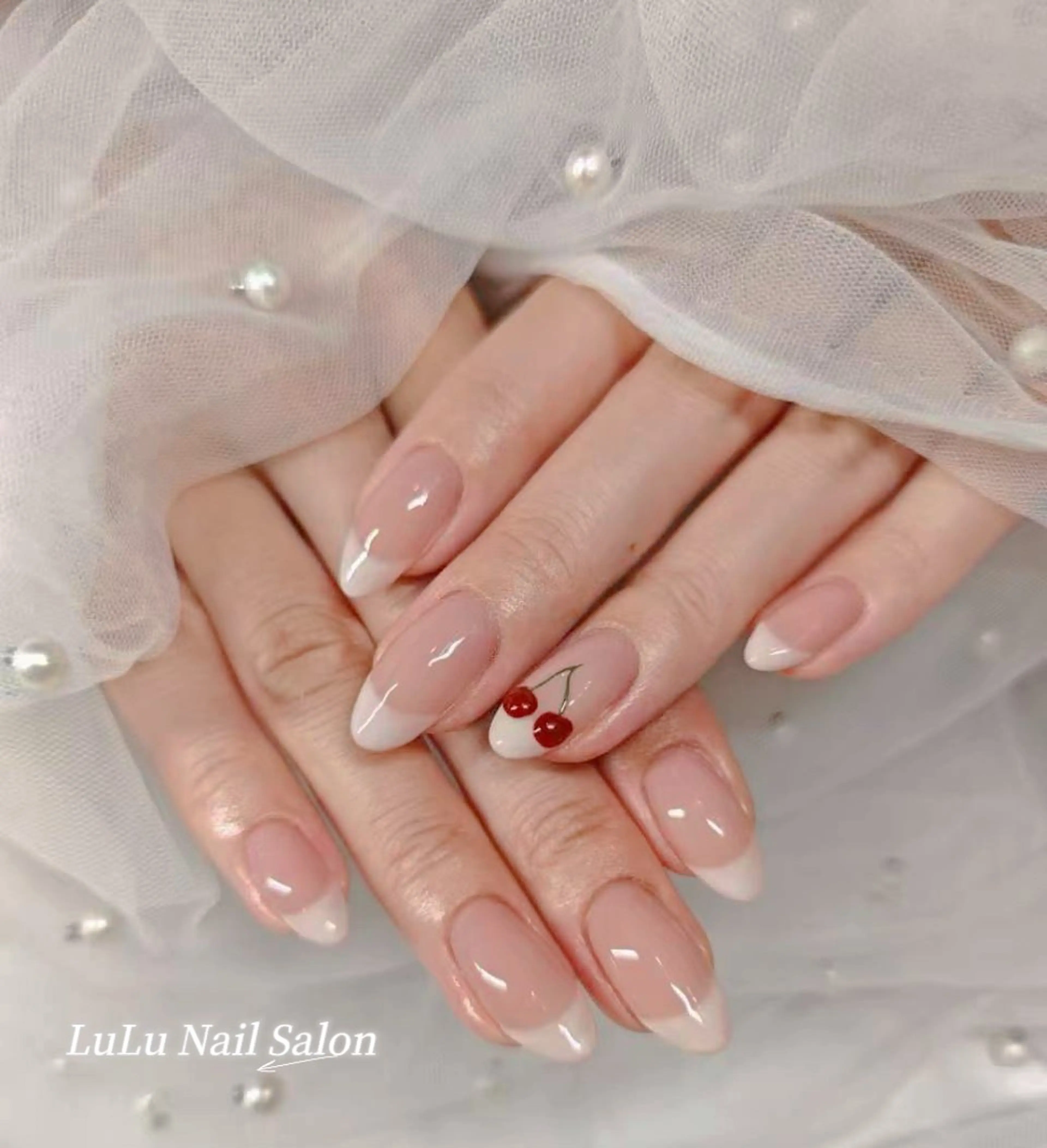 ネイル ハンドネイル LULU Nail  Salon 新宿所属・LU LU NailSalonのネイルデザイン