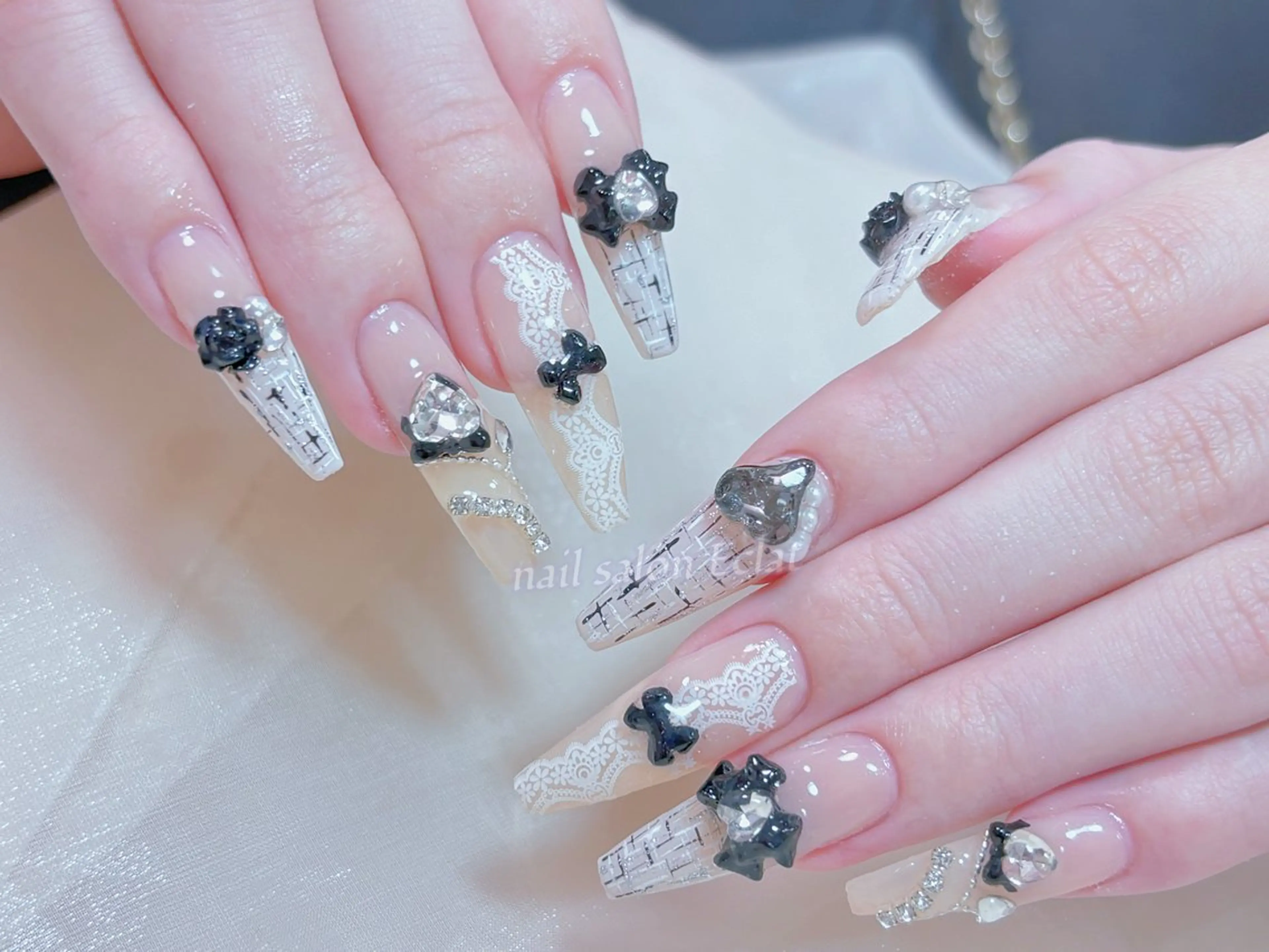 ネイル ネイルサロン エクラ 🌹【スカルプ専門】のネイルデザイン