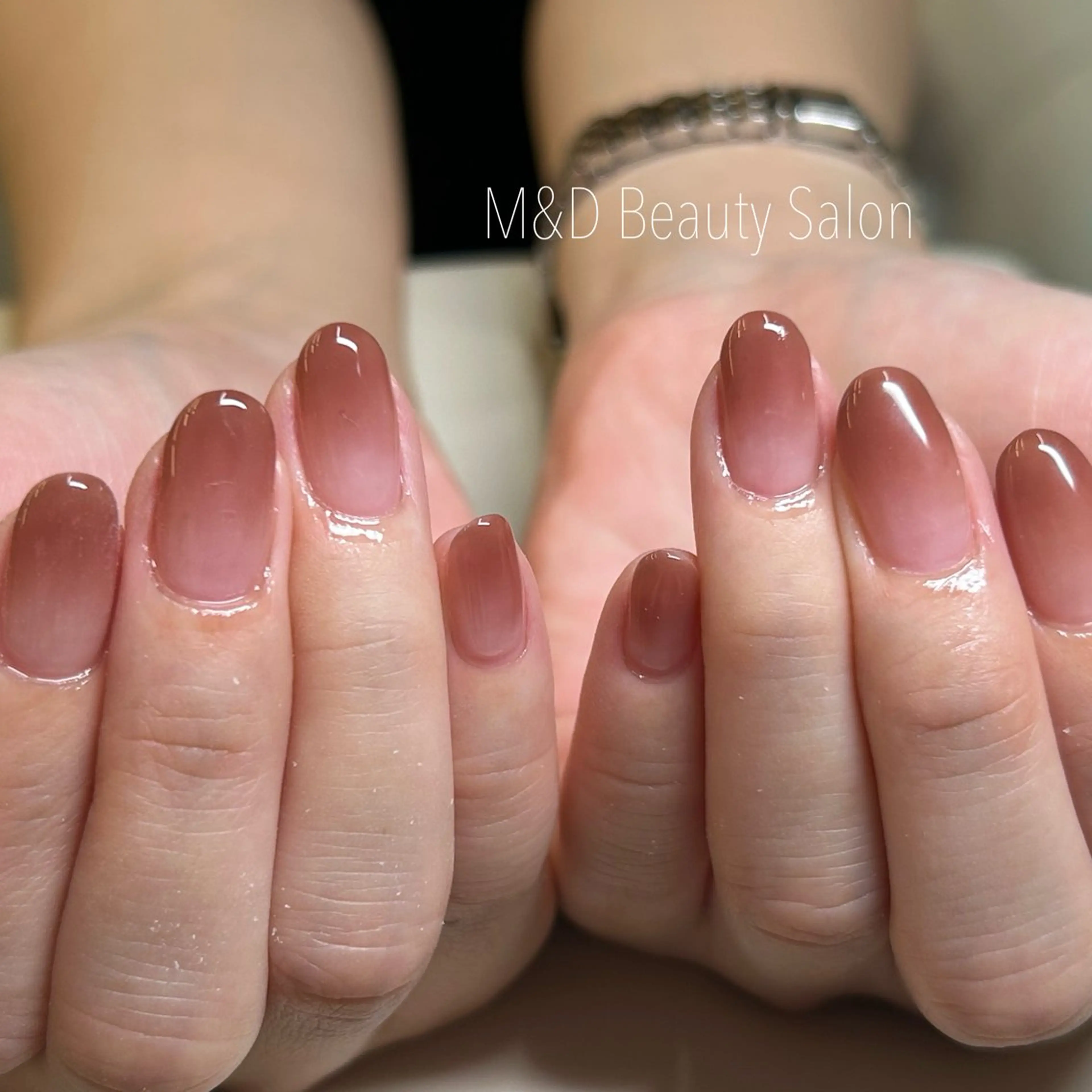 ネイル M&D Beauty Salon 銀座店所属・M&D銀座 AYAのネイルデザイン