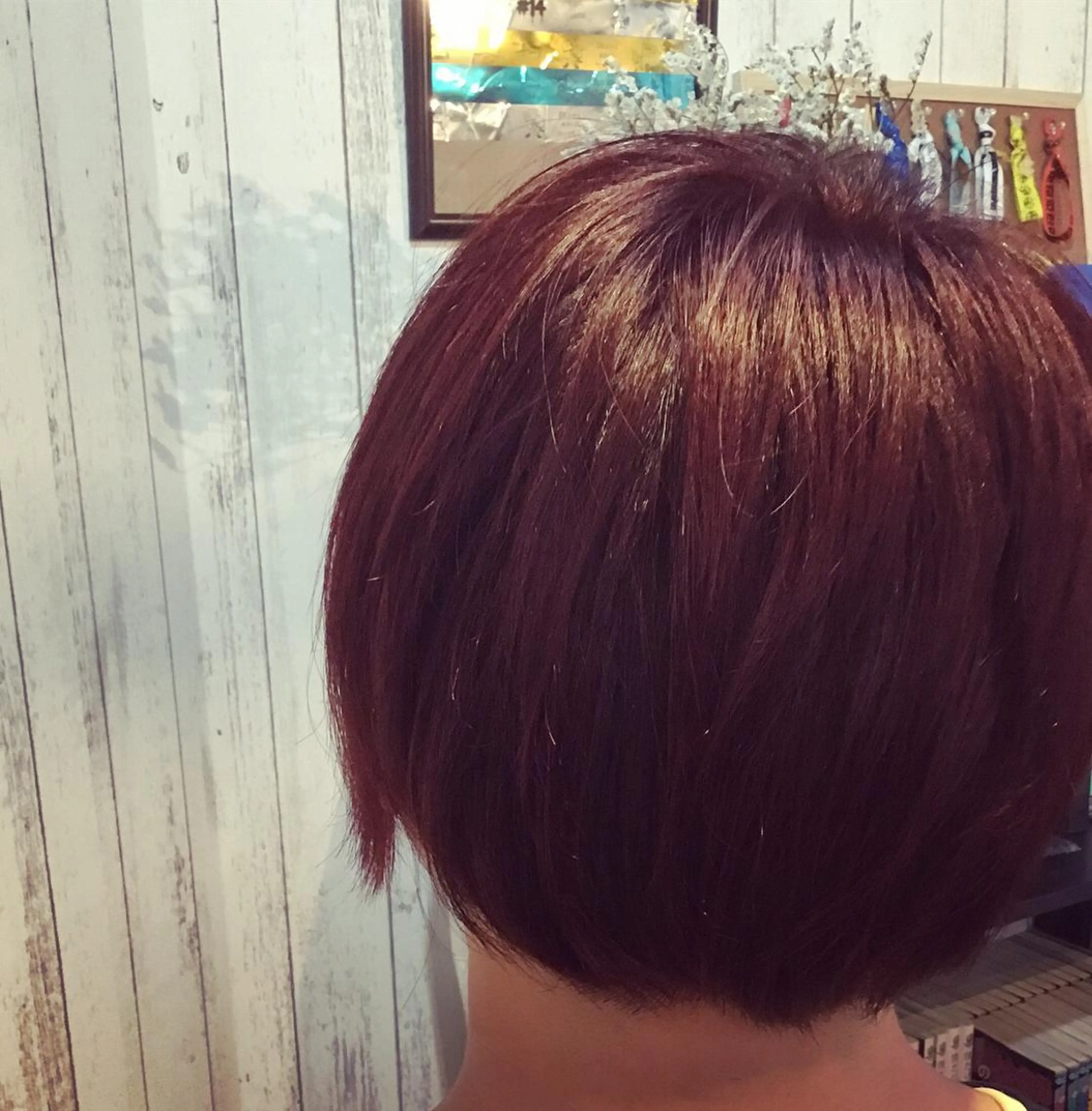 ショート カラー embrace エンブレイスのヘアスタイル