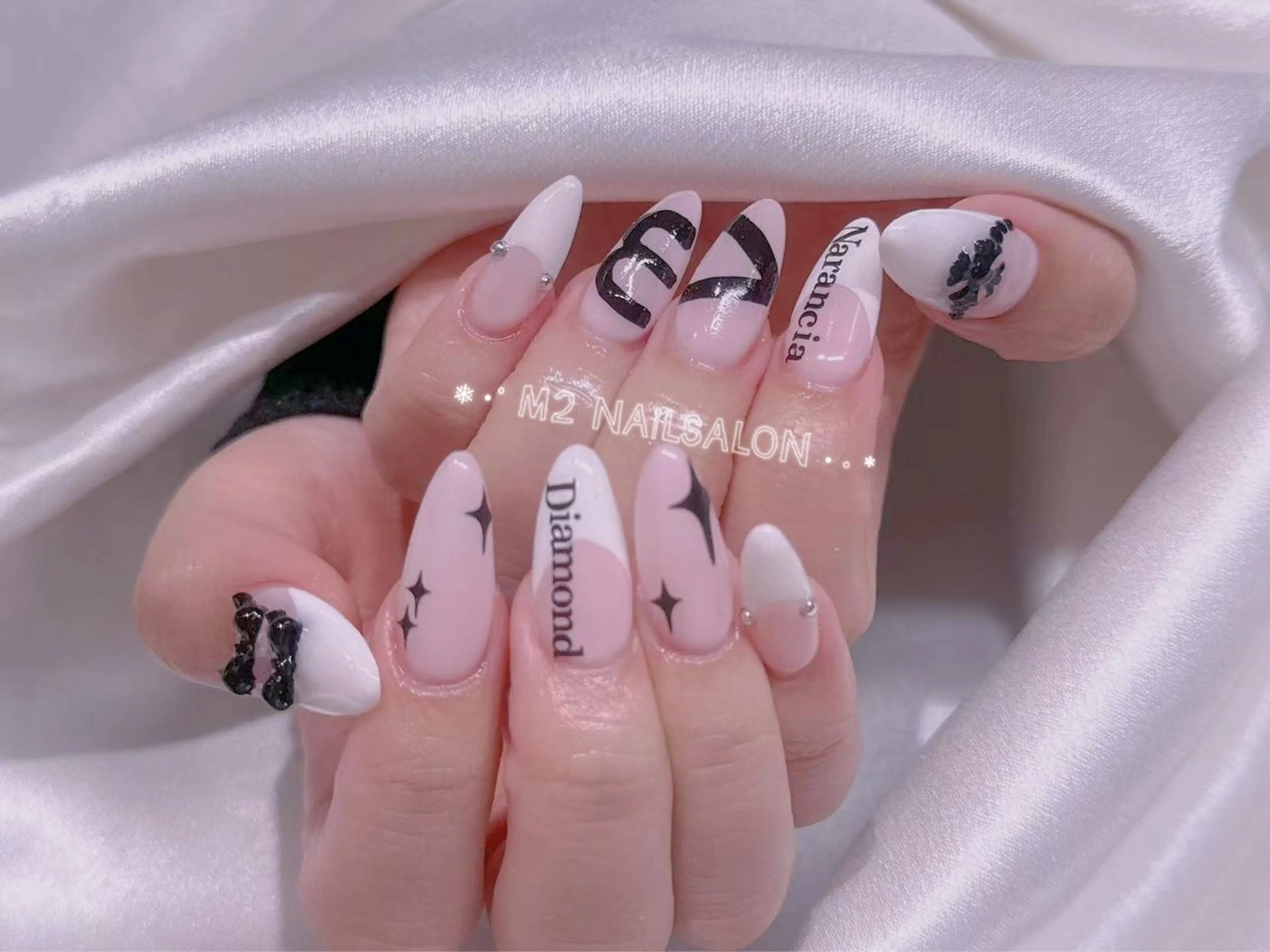 ネイル ジェルネイル 韓国ネイル マグネットネイル パラジェル ワンホンネイル ハンドネイル 長さだし専門店 M2　rikaのネイルデザイン