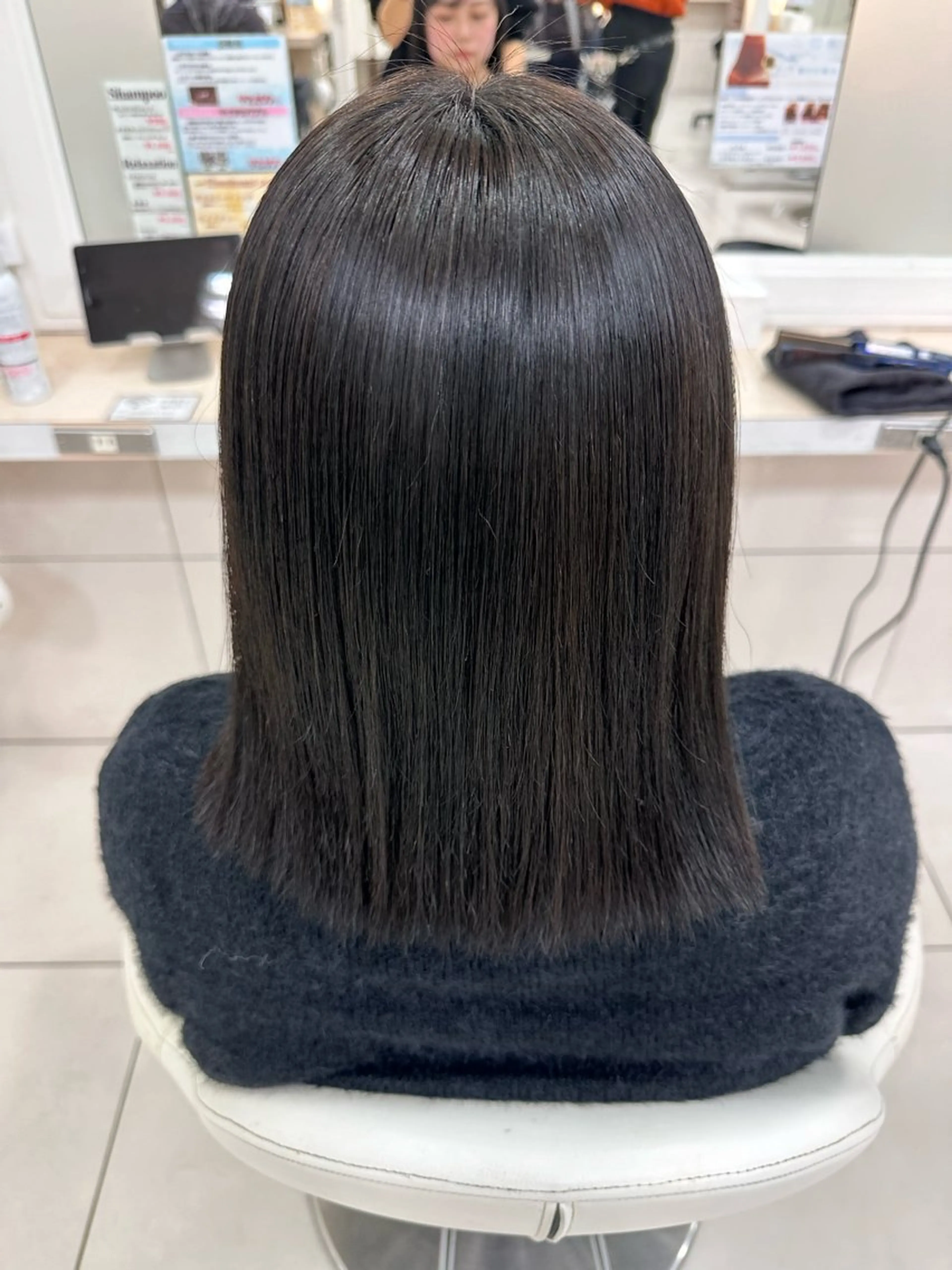 カラー ブラウンカラー 伊佐 愛のヘアスタイル