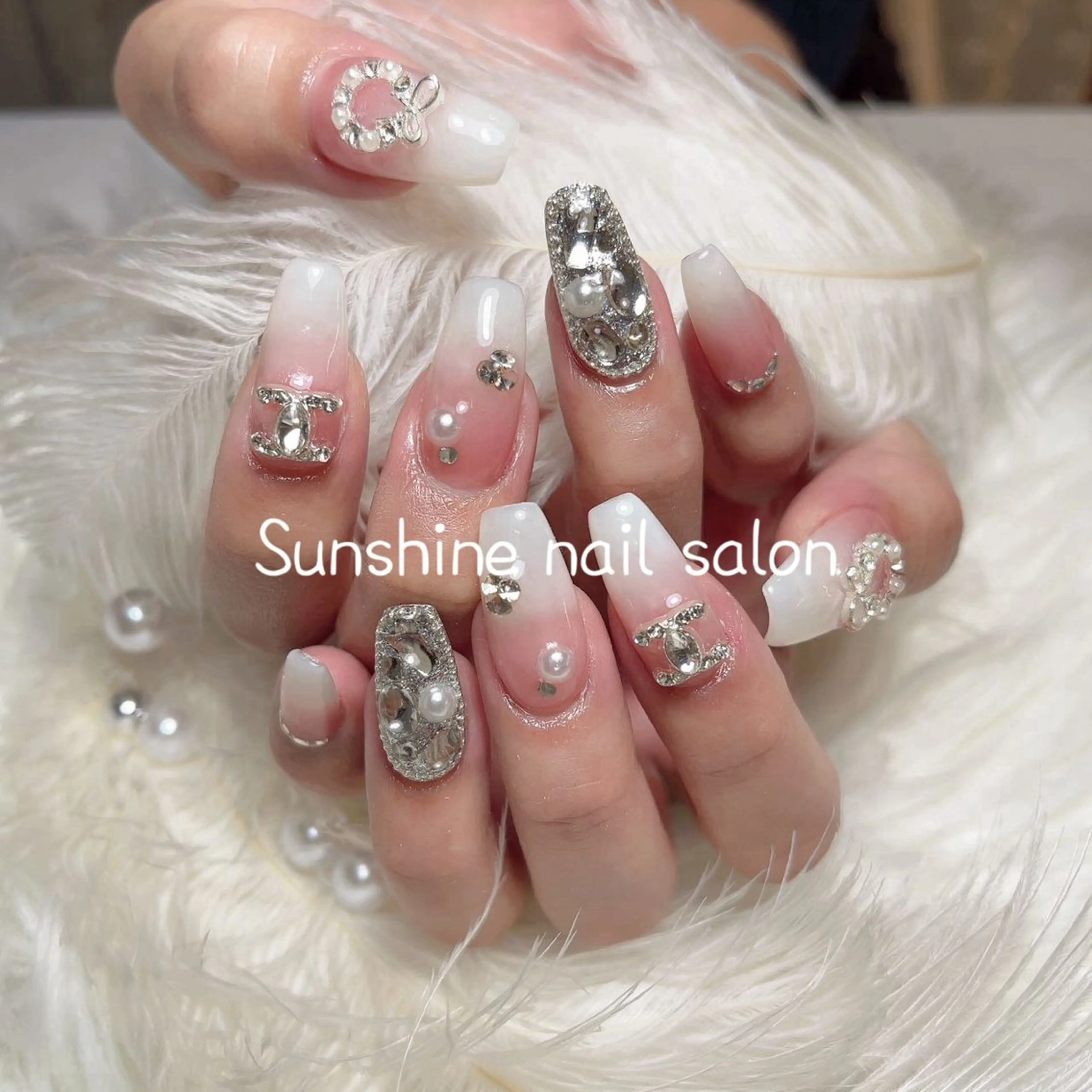 ネイル Sunshine   nail salon所属・サンシャイン ネイル池袋店のネイルデザイン