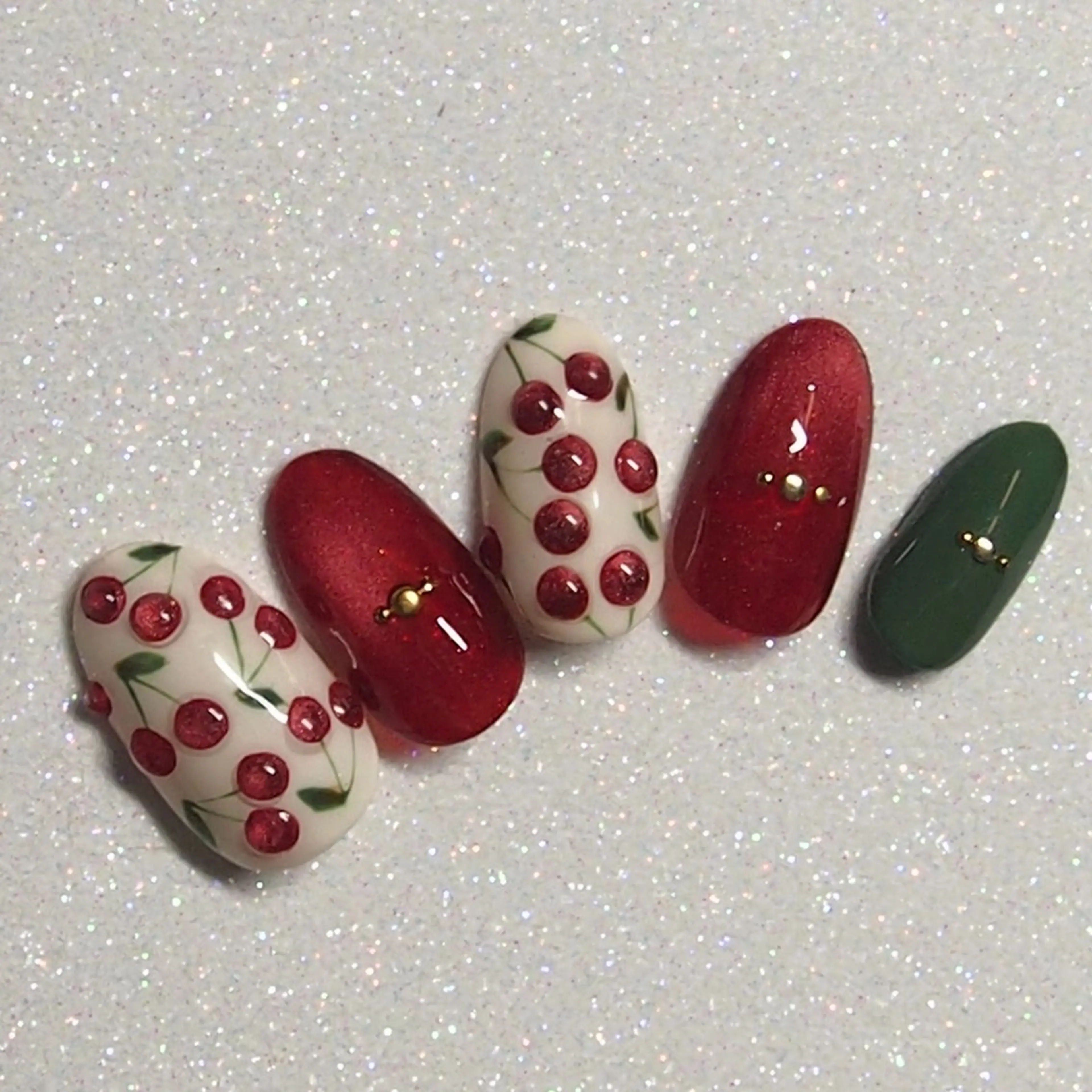 ネイル alma nailsのネイルデザイン