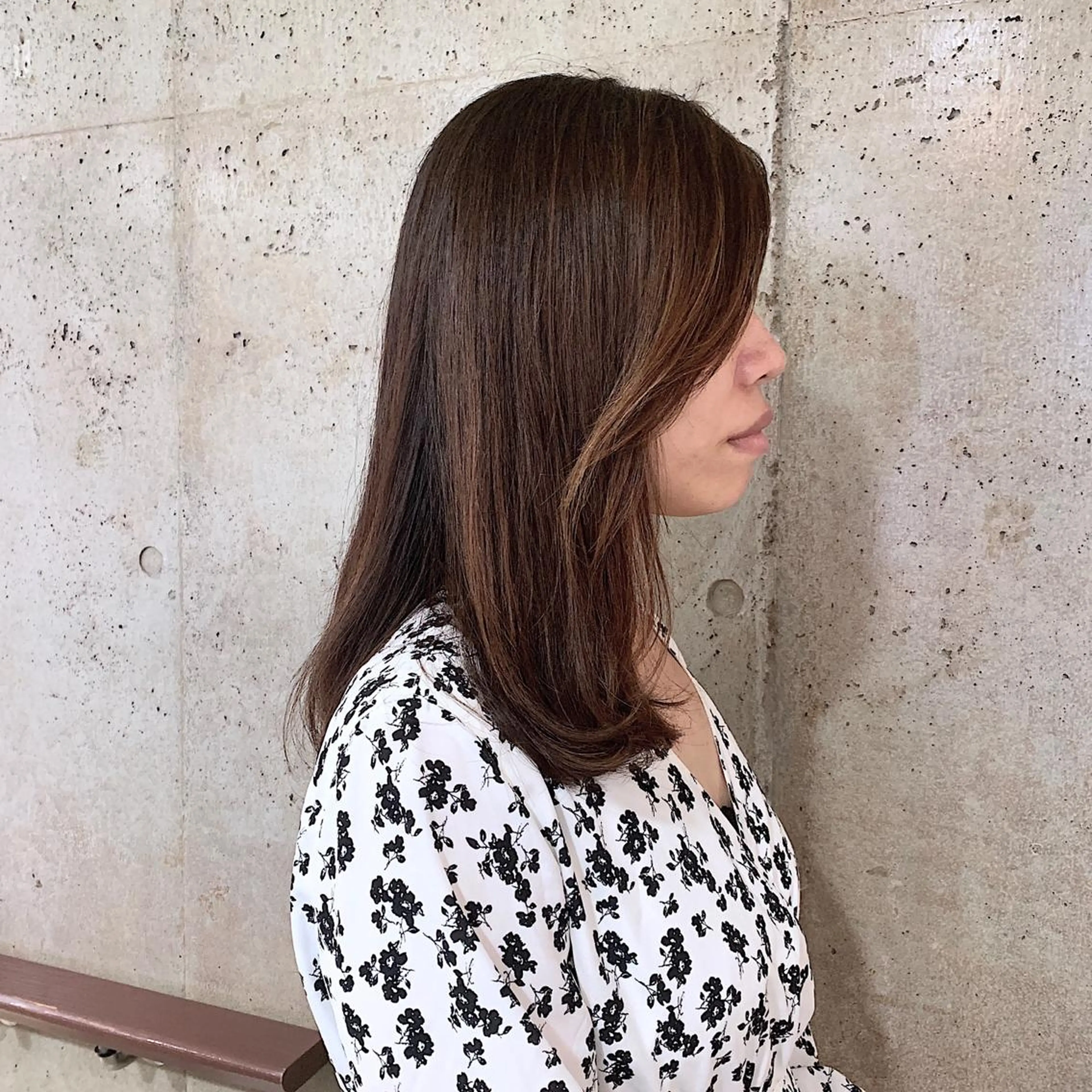 セミロング カラー ハイライトカラー ハイライト 二宮 早智子のヘアスタイル