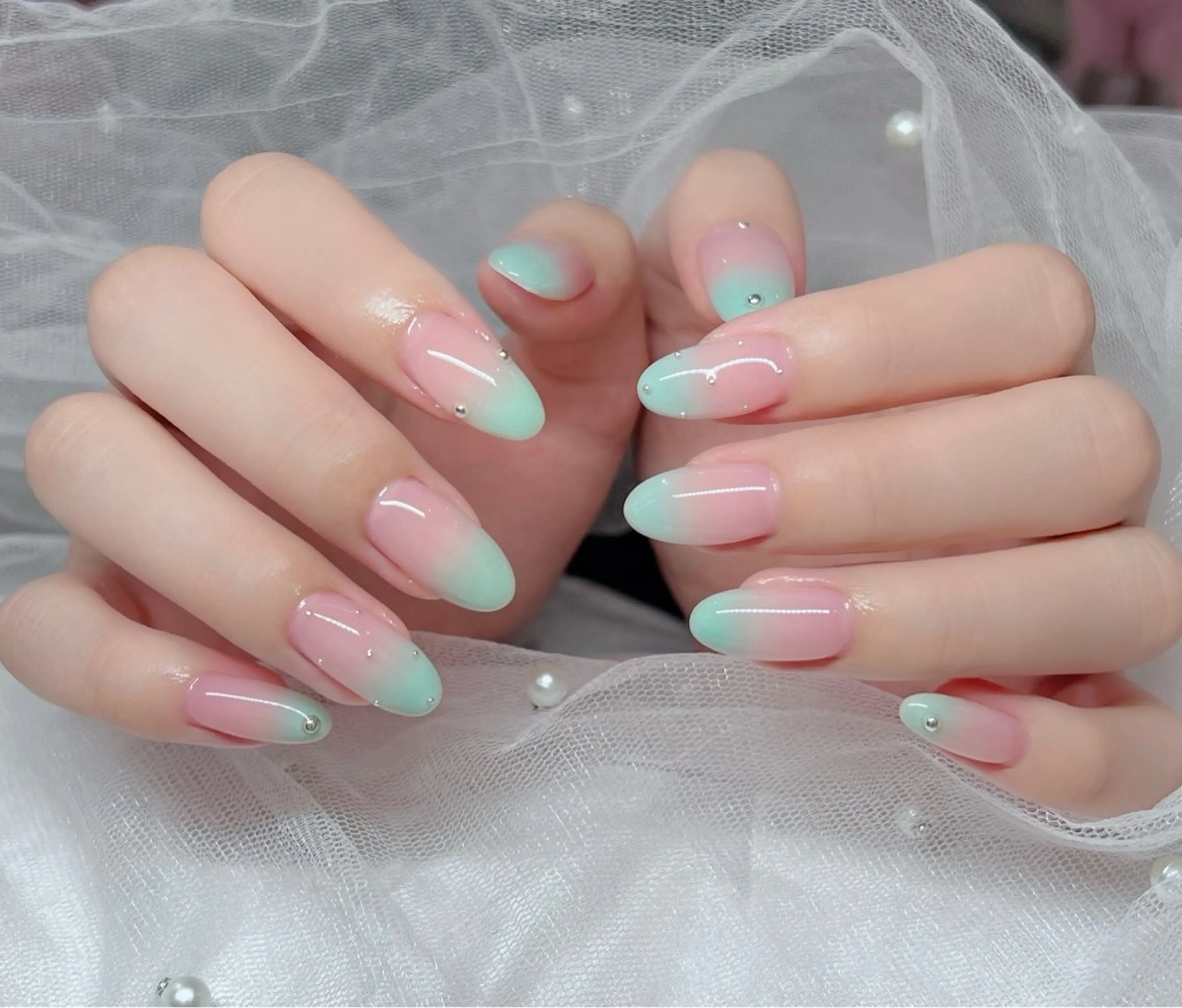 ネイル ハンドネイル 🎀PG🩵 ネイルサロンのネイルデザイン