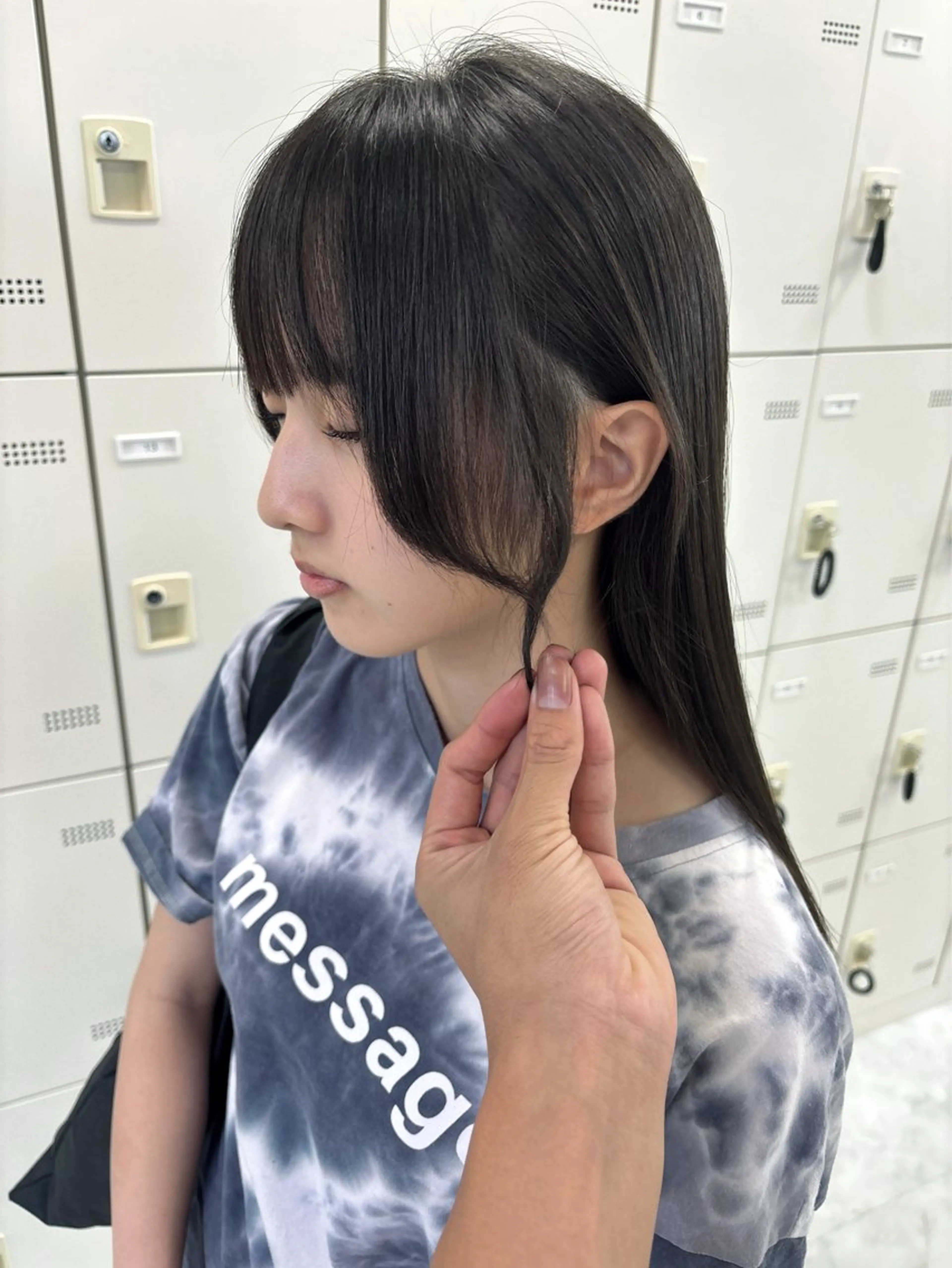 ロング カット ヘアカラー トリートメント 韓国ヘア/ブリーチ無 しWカラー/オリーブのヘアスタイル