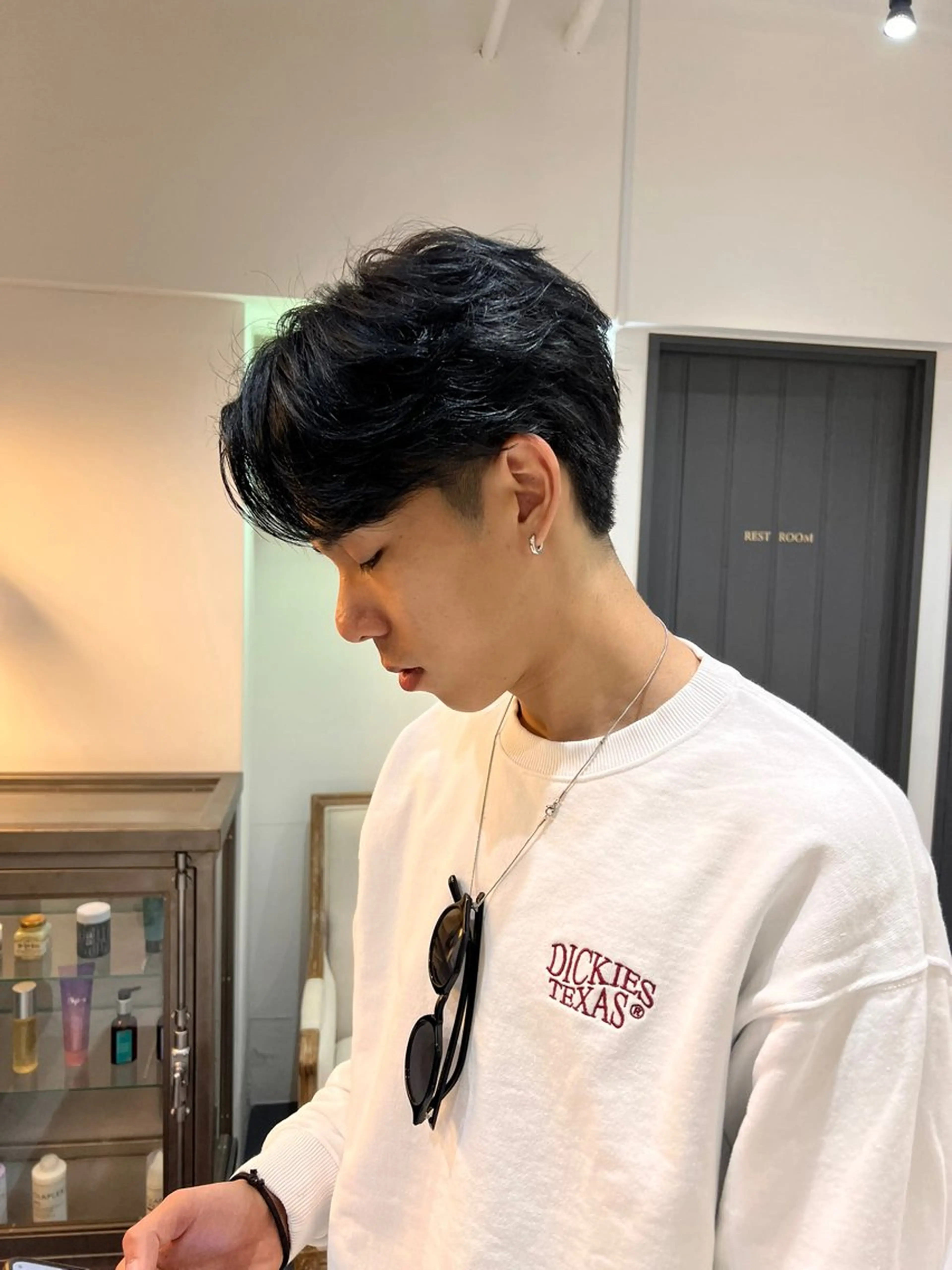 ショート メンズ ショートヘア カット パーマ Ryosuke ブリーチ縮毛矯正特化のヘアスタイル