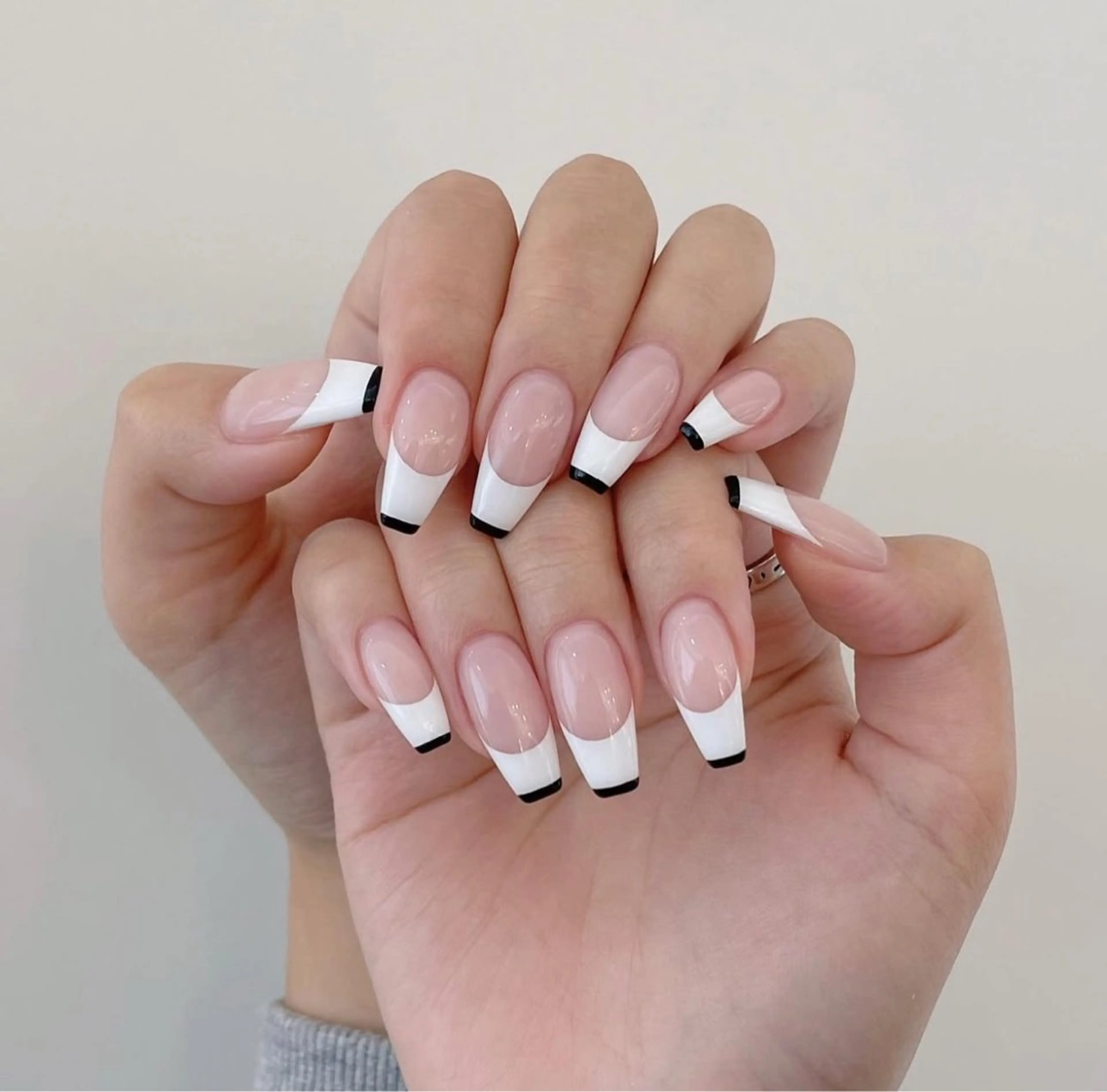 ネイル アートネイル ジェルネイル ネイルチップ Rin Rin TA Nailのネイルデザイン