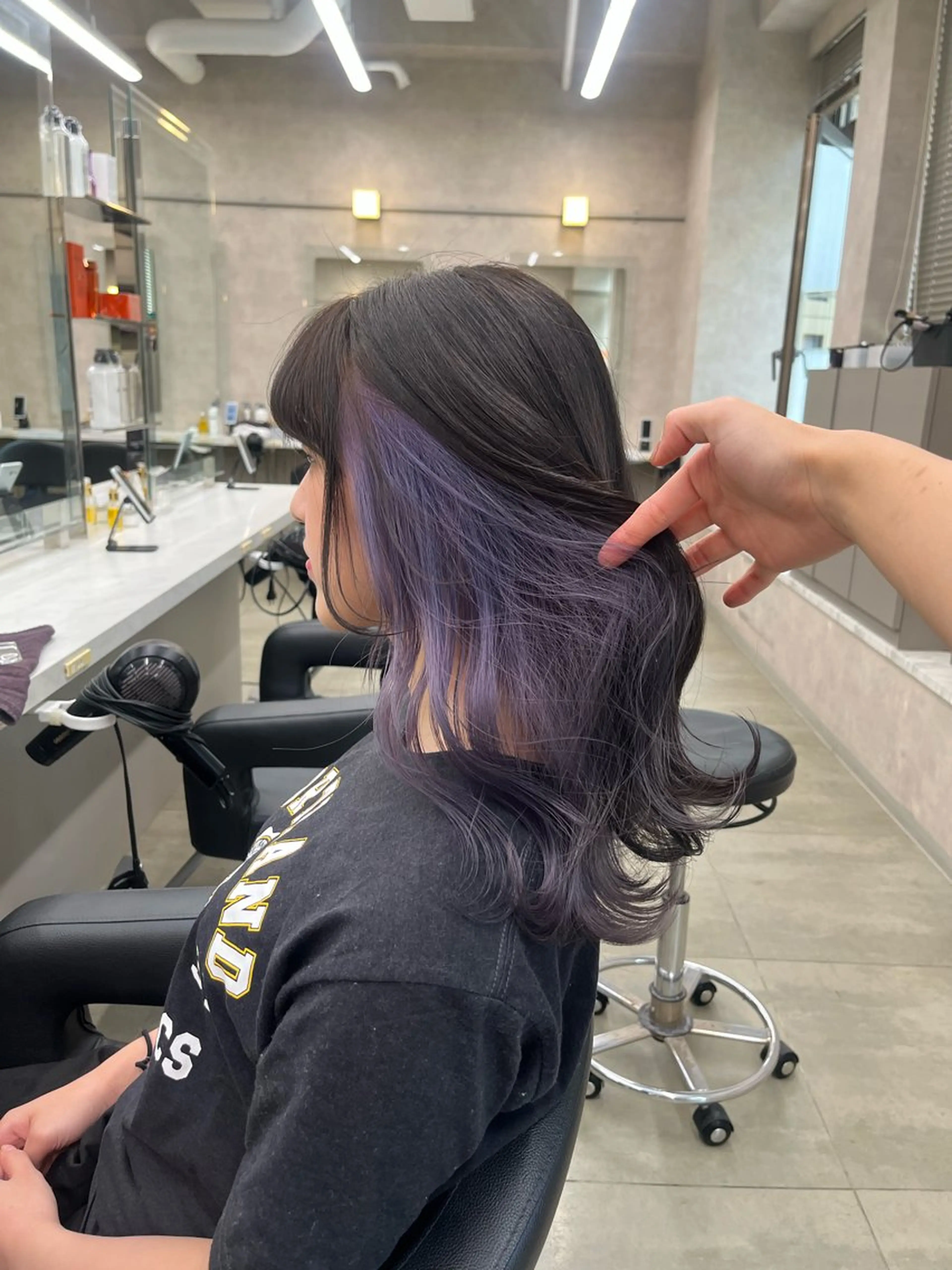 セミロング ヘアカラー トリートメント ヘッドスパ ヘアセット 寒色＆ブリーチ特化 寒色MiOのヘアスタイル