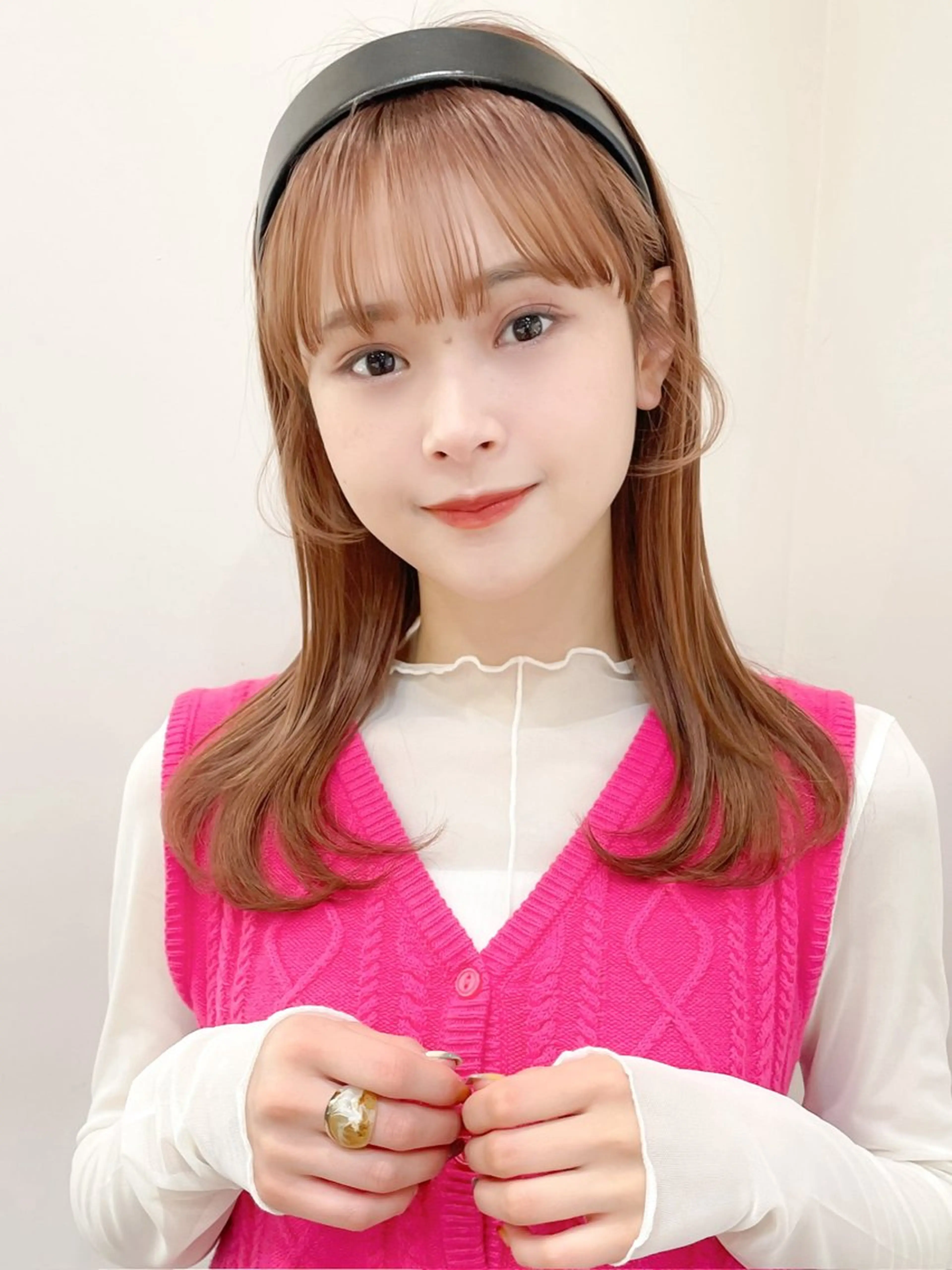 ミディアム カラー ミディアム/顔周り/ ベージュ🌼mayuのヘアスタイル