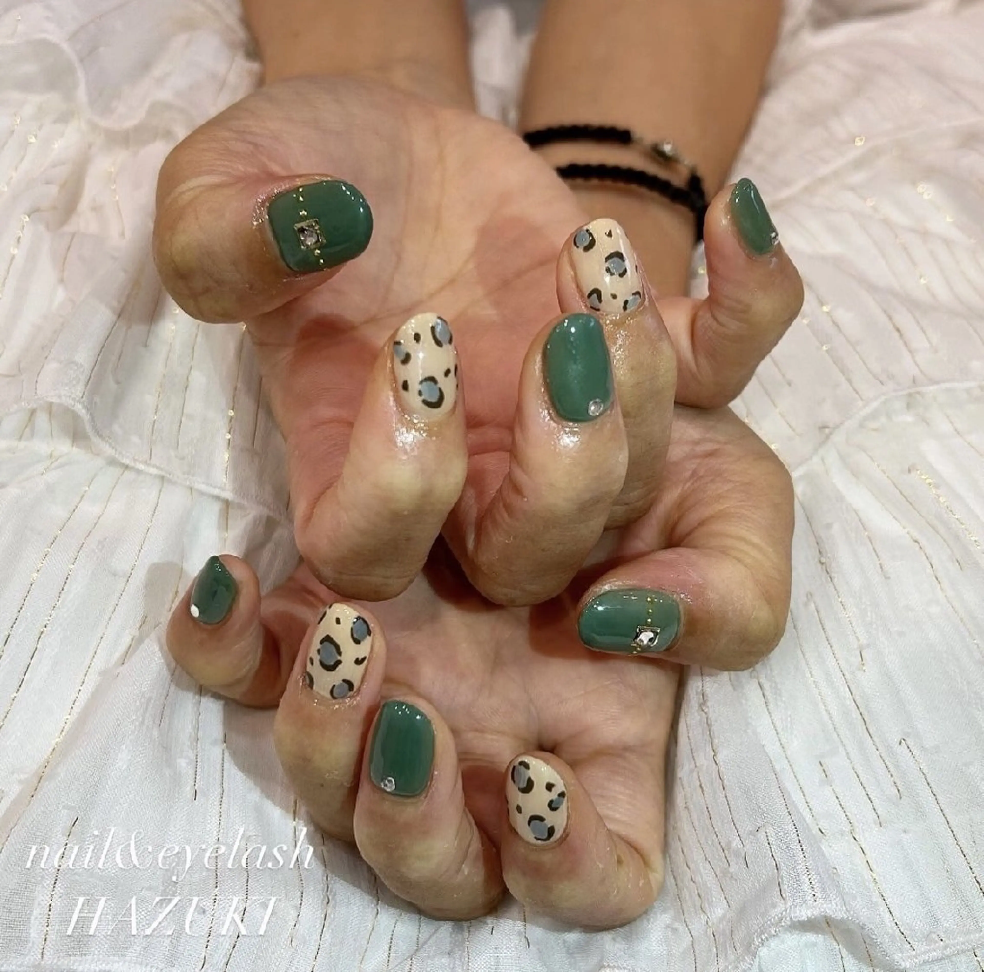 ネイル アニマル柄 ストーンネイル nail＆eyelash HAZUKI所属・HAZUKI eyelashのマツエク・マツパデザイン