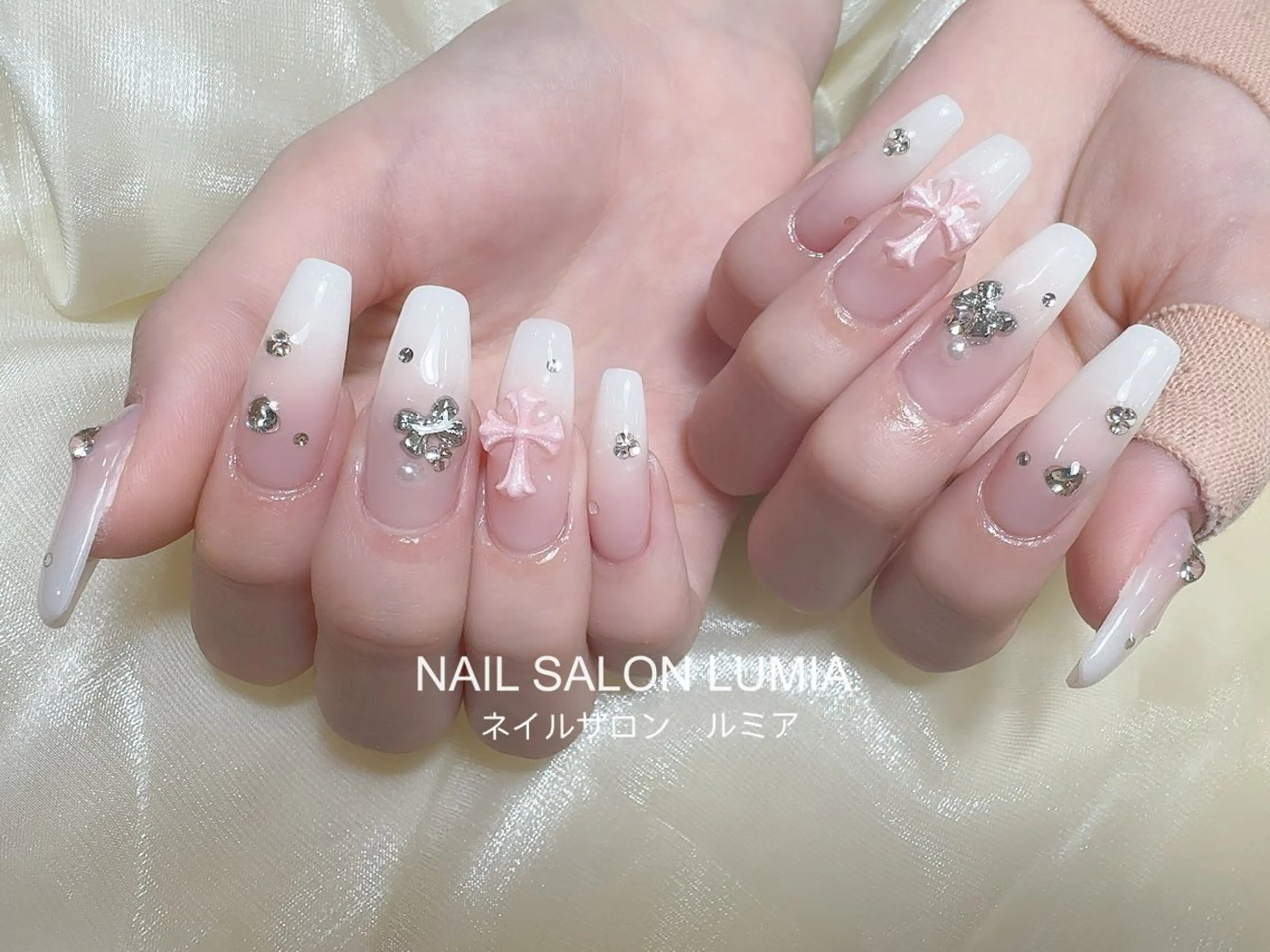 ネイル ハンドネイル ネイルサロン ルミア Lumia 店長のネイルデザイン