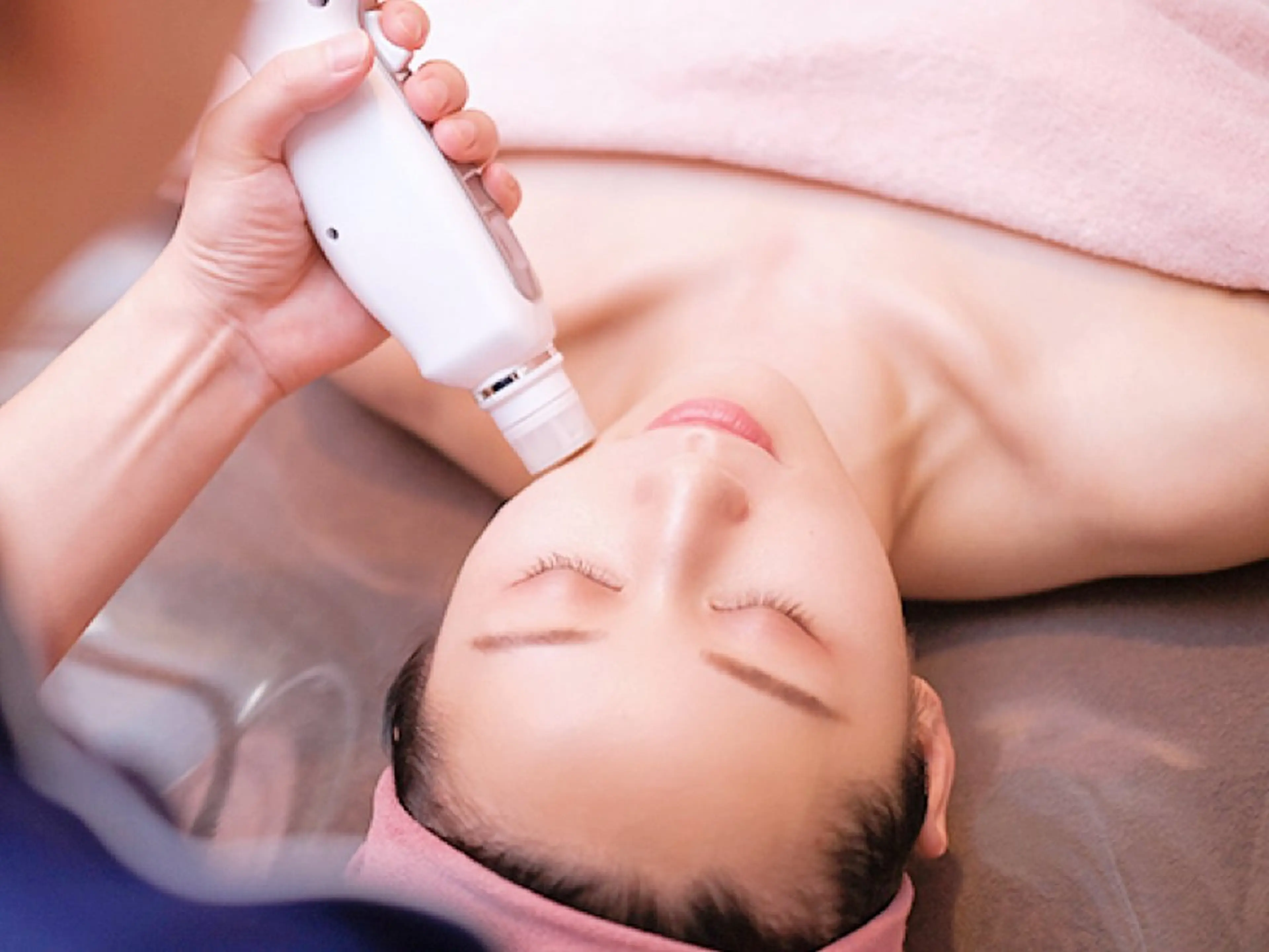 【顔再生リフティング】サーマトリックス 300ショット＋小顔コルギ＋EGFパック 90分の写真