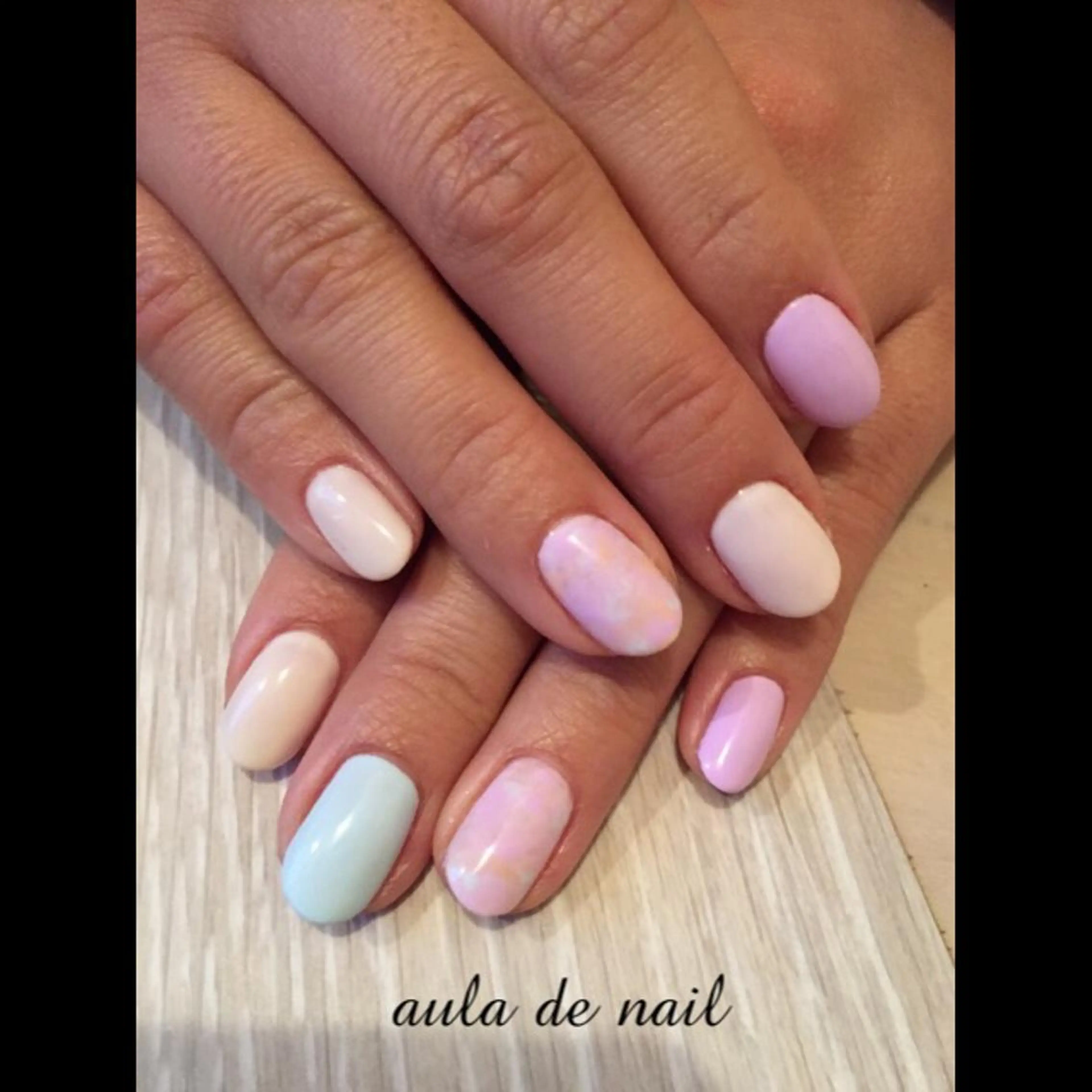 ネイル アートネイル パステルネイル シンプルネイル auladenail アウラデネイルのネイルデザイン
