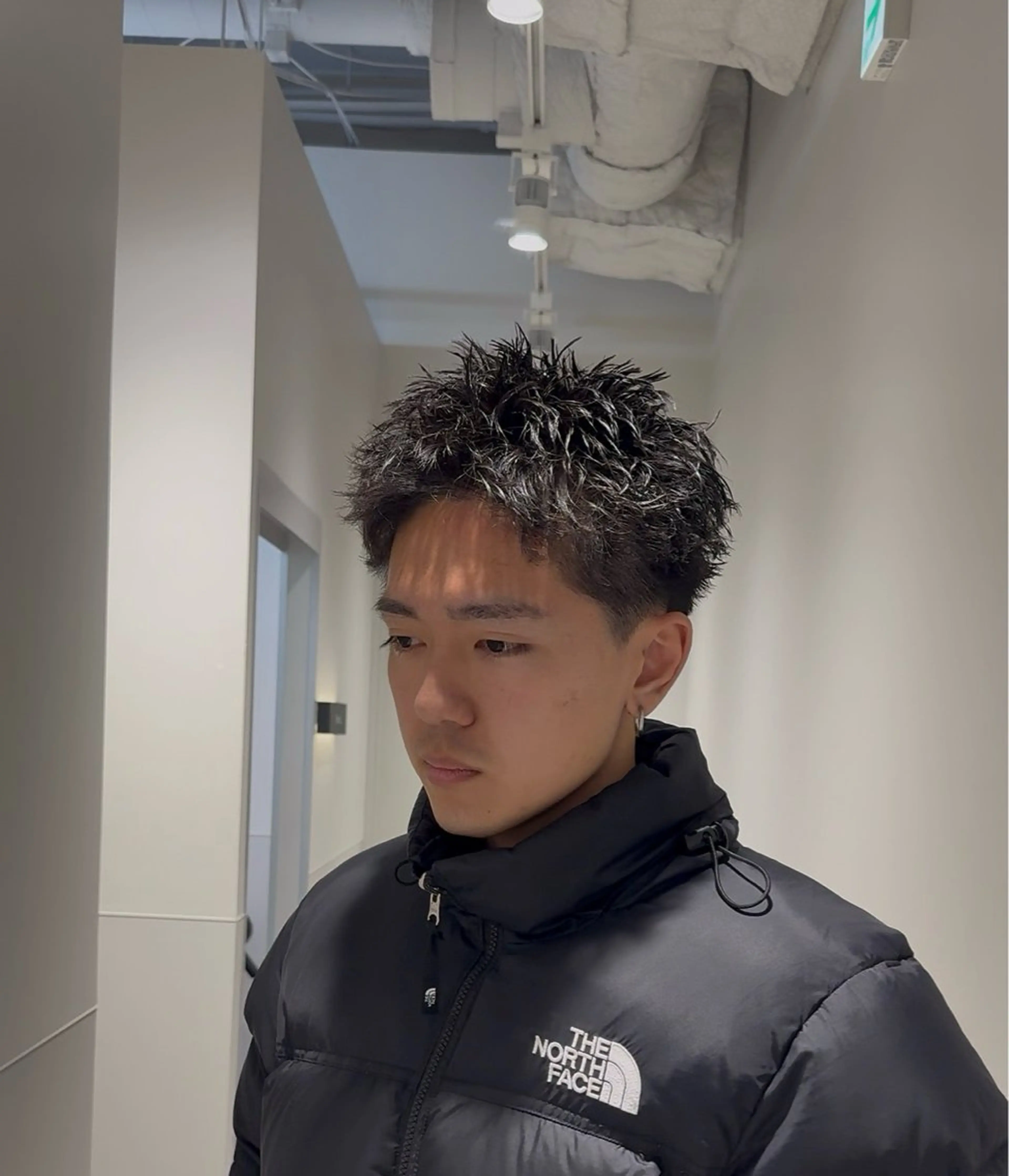 メンズ カット SALOWIN梅田茶屋町North店所属・岡田/メンズ特化/パ ーマ&ショートのプロのヘアスタイル