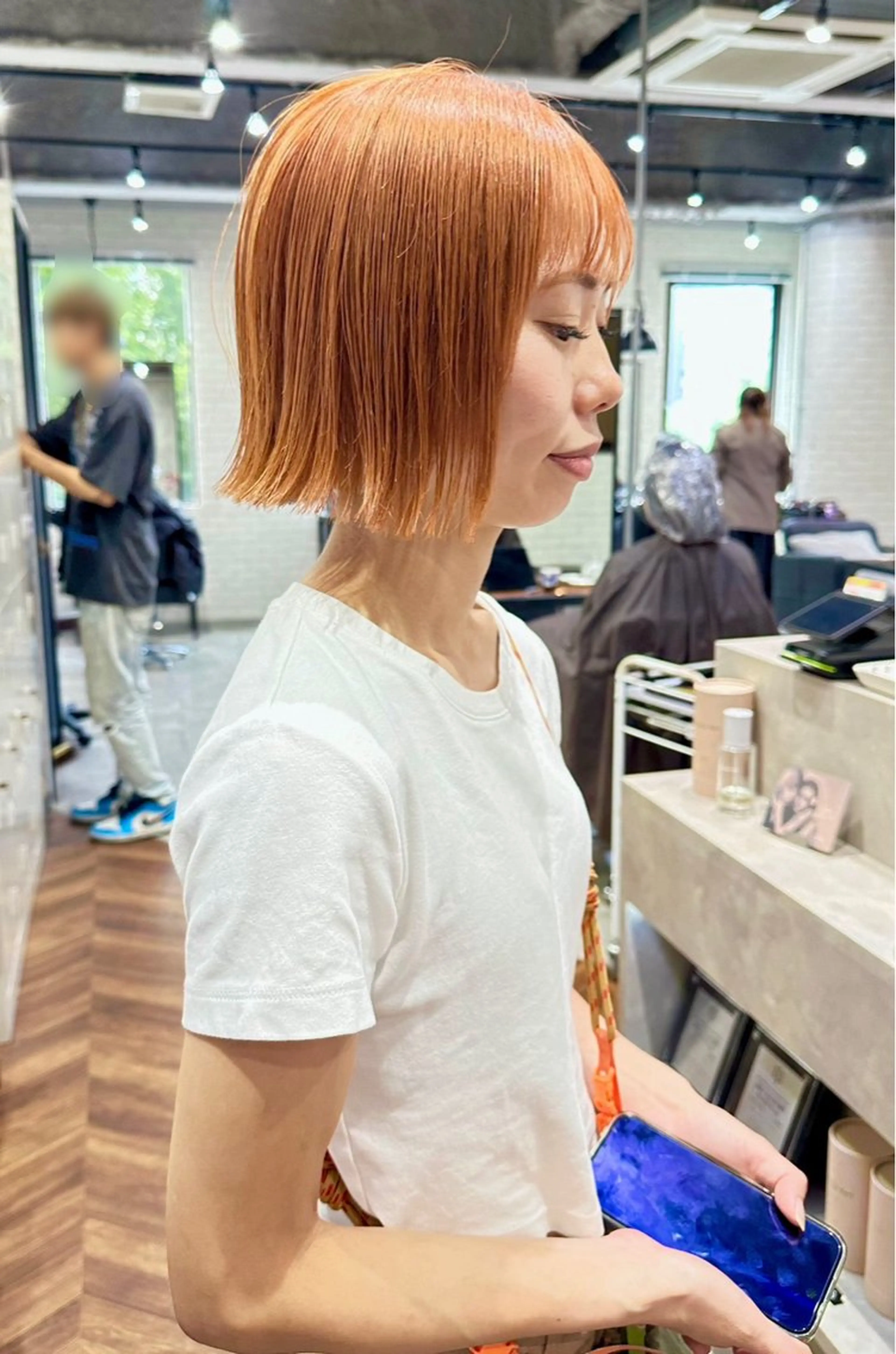 ショート カラー ベージュカラー ブリーチ オレンジ オレンジベージュ ボブ ヘアカラー レイヤー/ボブ/ 顔周り/yukinaのヘアスタイル