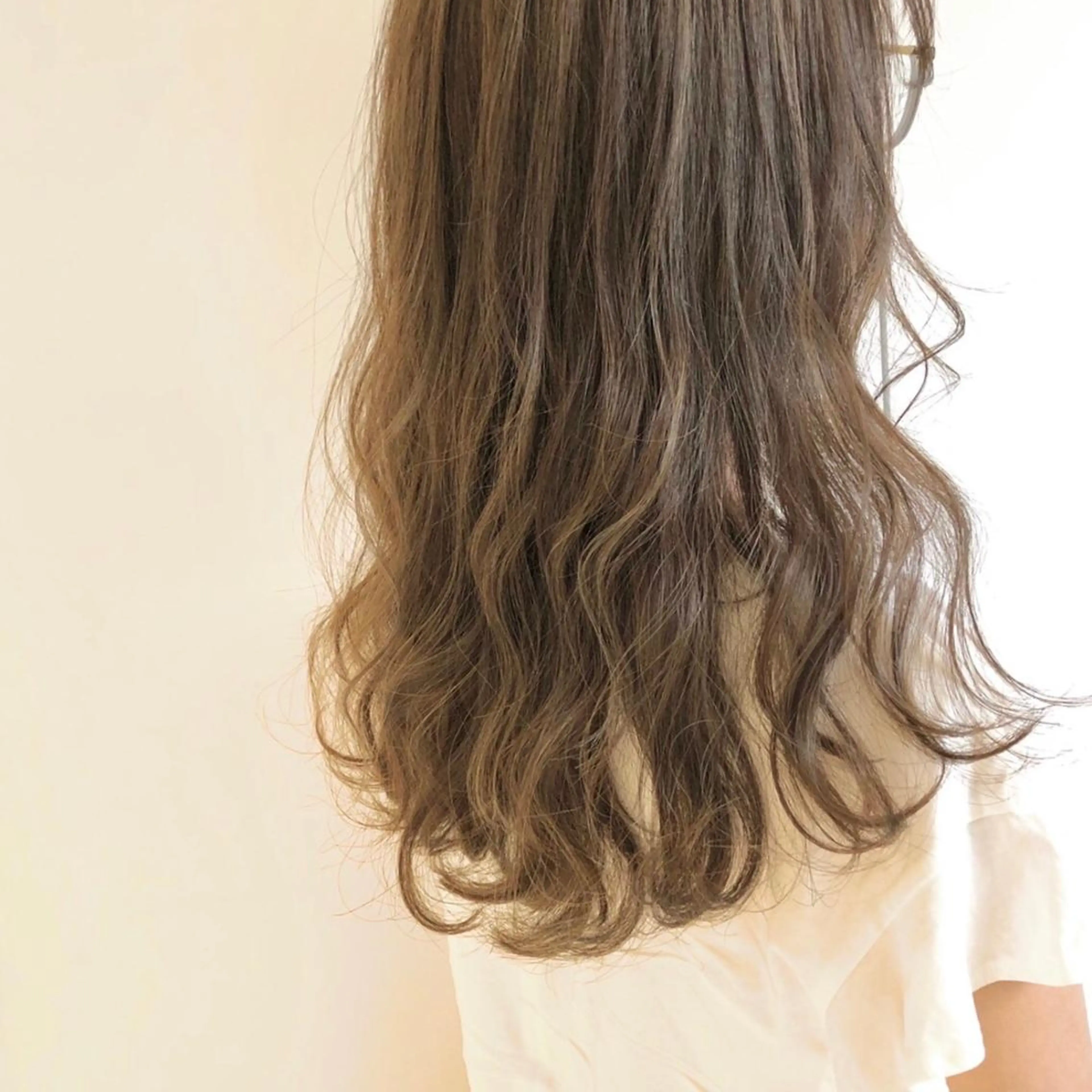 ロング カラー ヘアアレンジ ベージュカラー GO TODAY  SHAiRE SALON岡山所属・Sana/ 耳ツボ/インナーのヘアスタイル